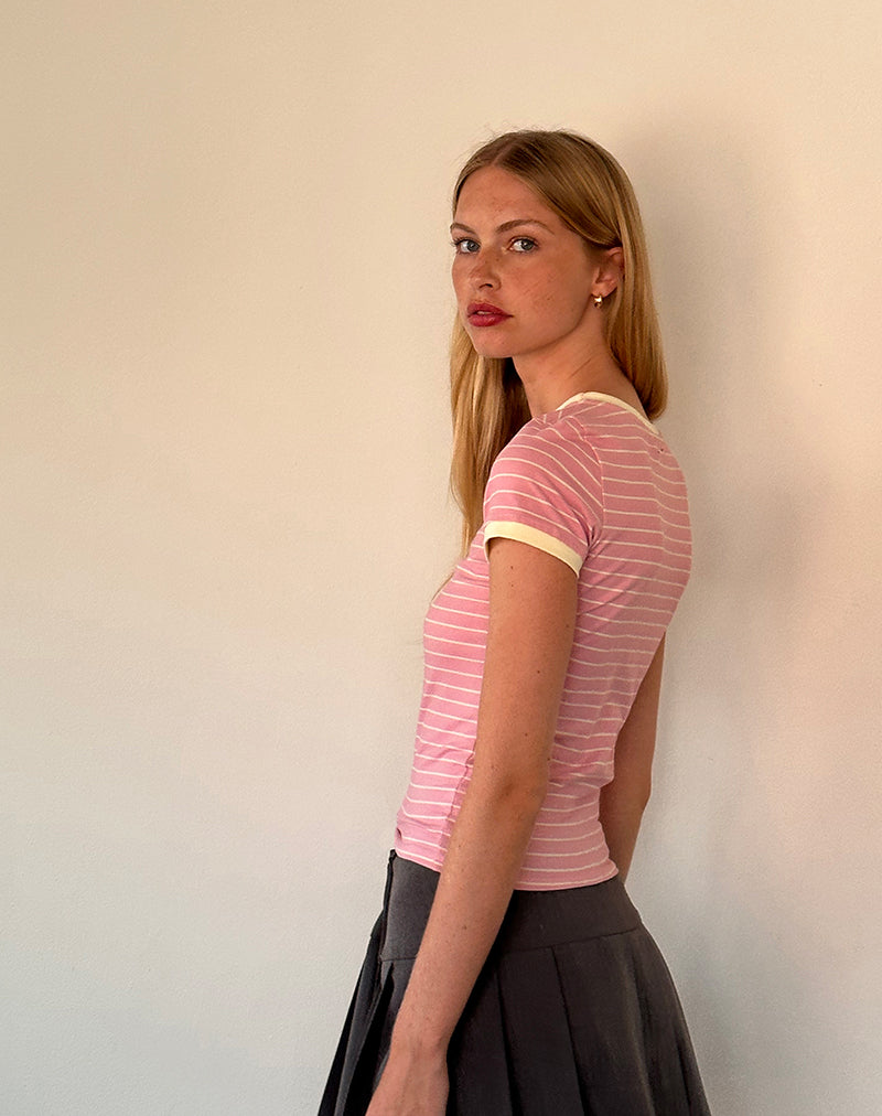Immagine di Sutin Baby Tee in rosa a righe con ricamo di ciliegie