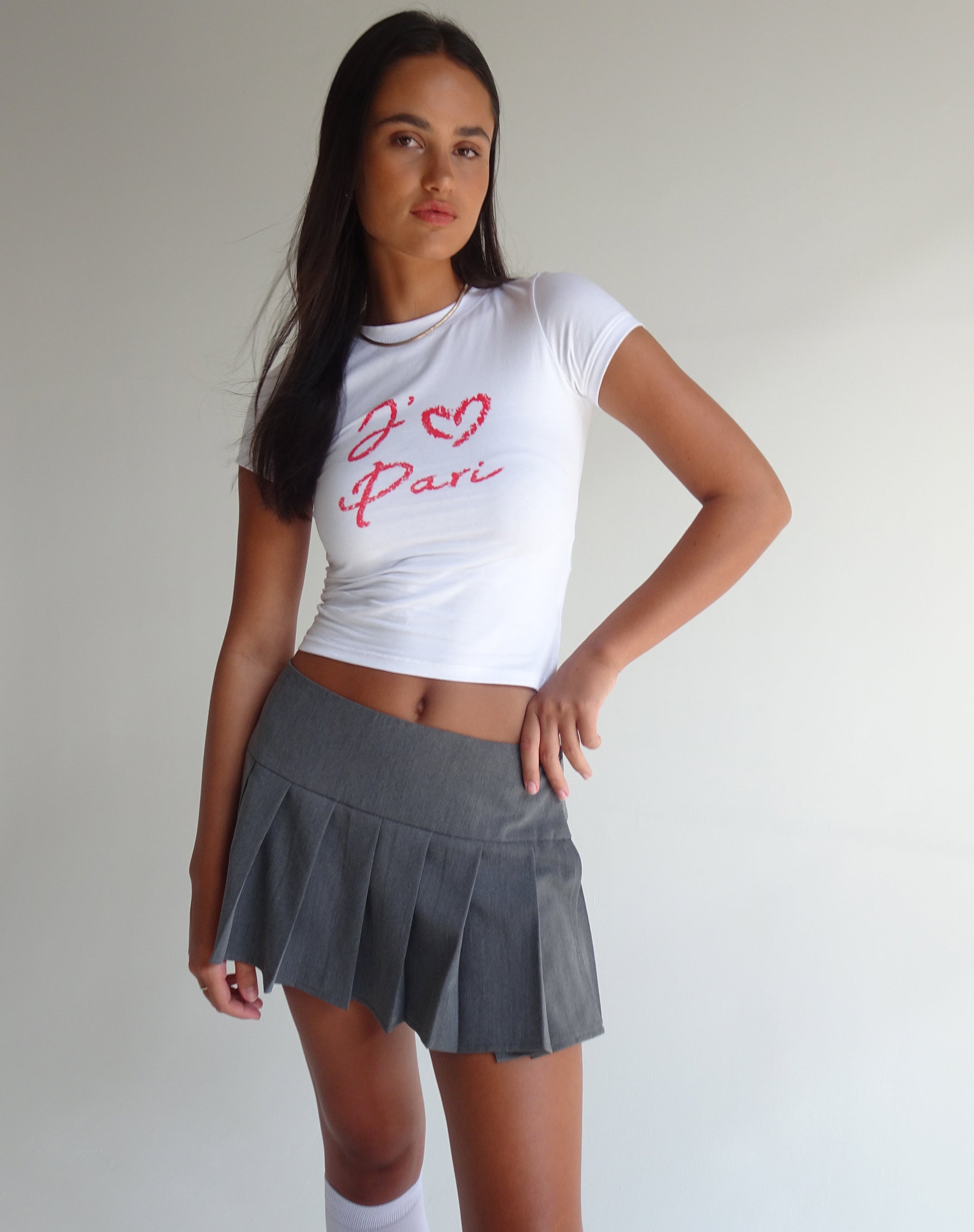 Immagine di Sutin Tee in bianco con grafica I Love Pari