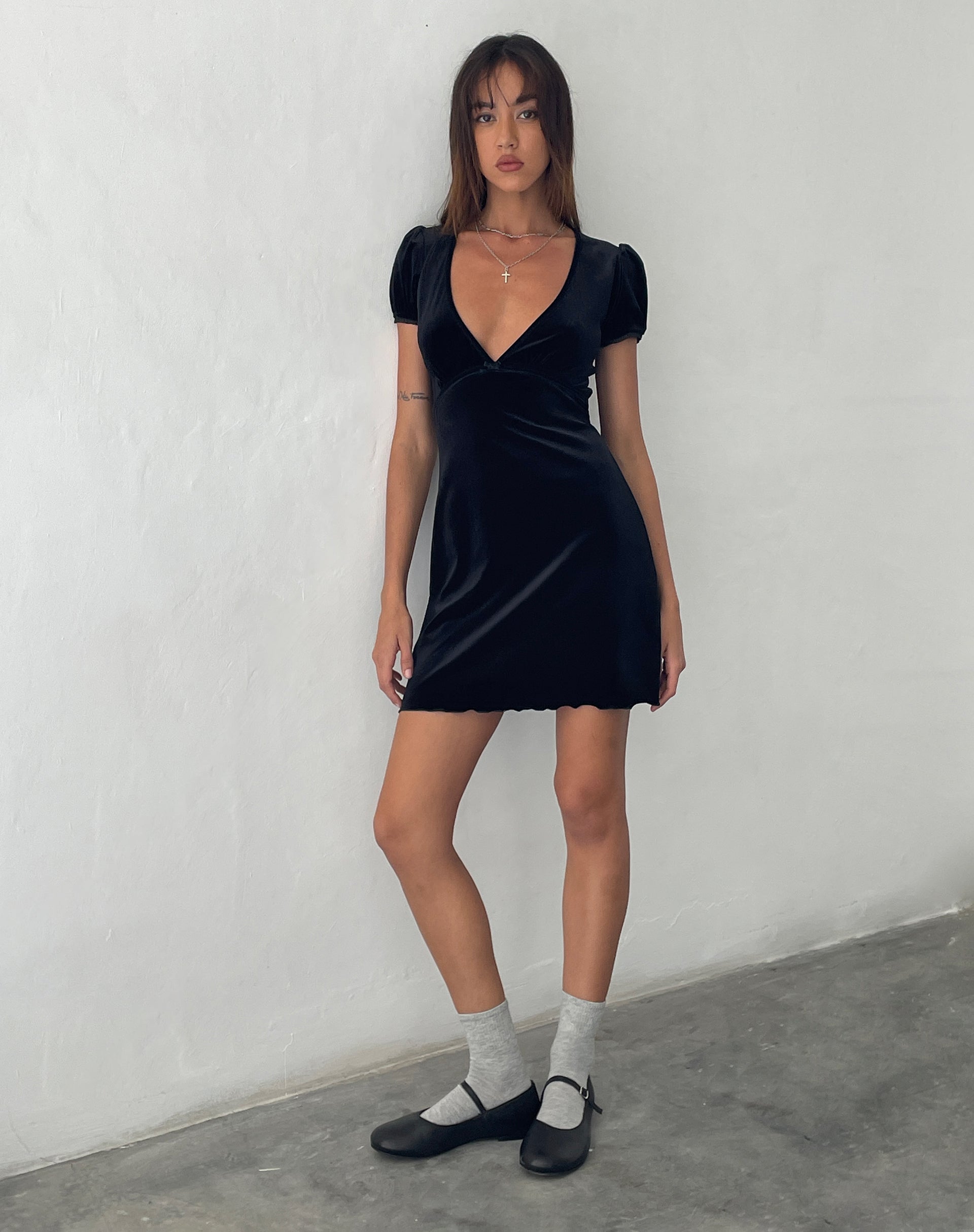Immagine di Tabitha Mini Dress in velluto nero
