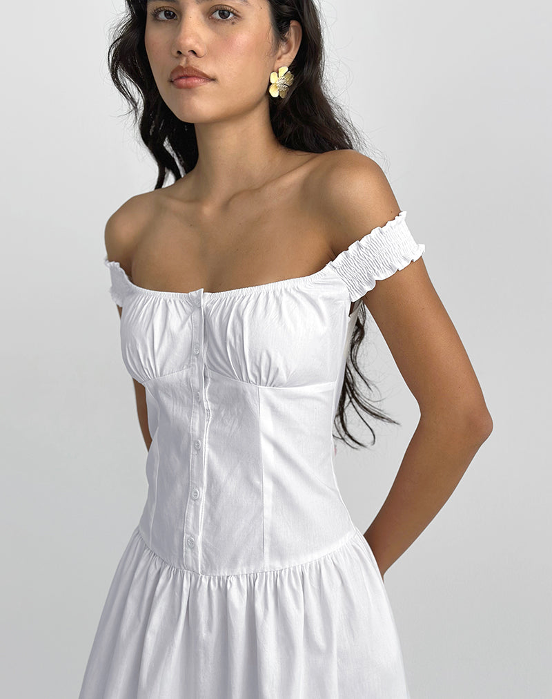 Immagine di Tamashi Off the Shoulder Maxi Dress in Bianco