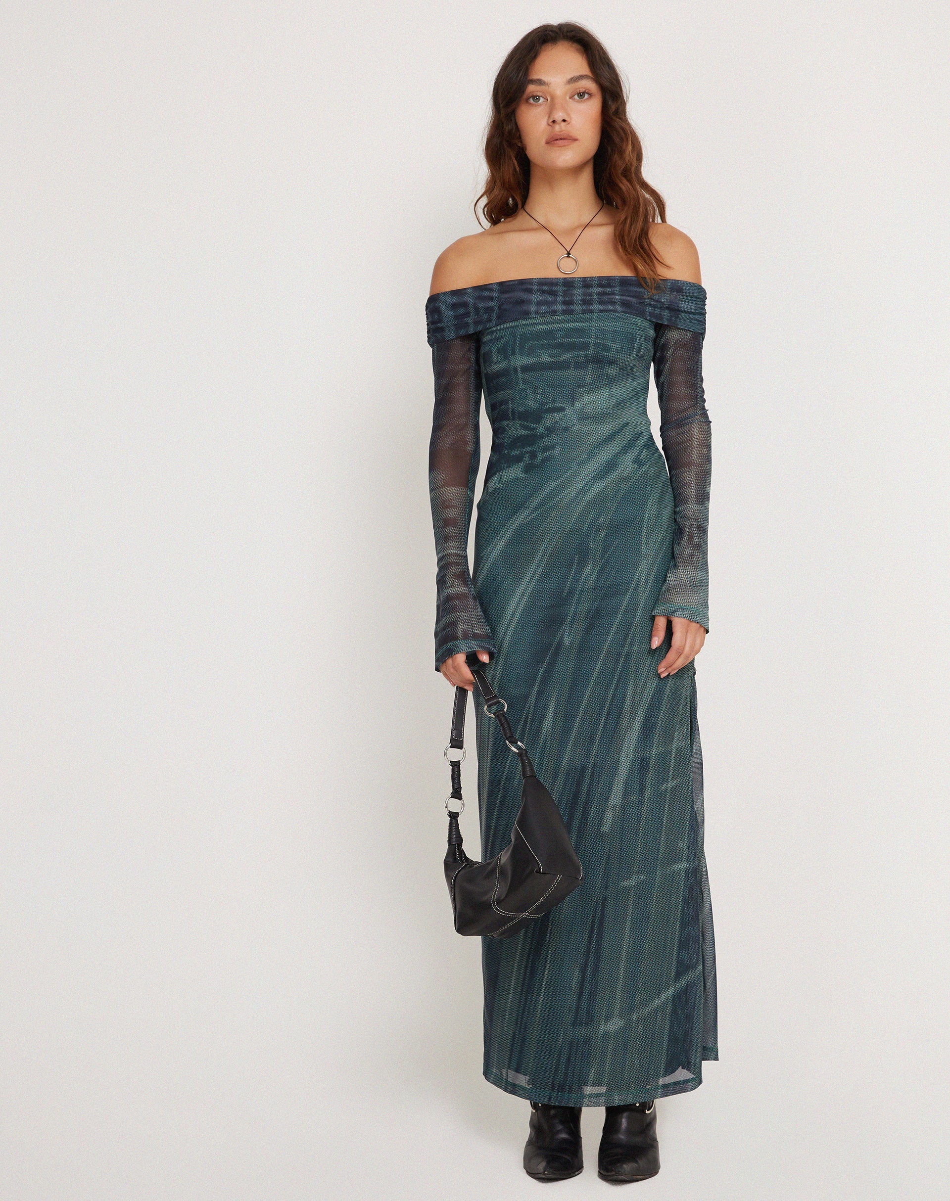 immagine di Terra Bardot Midi Dress in Cityscape Green