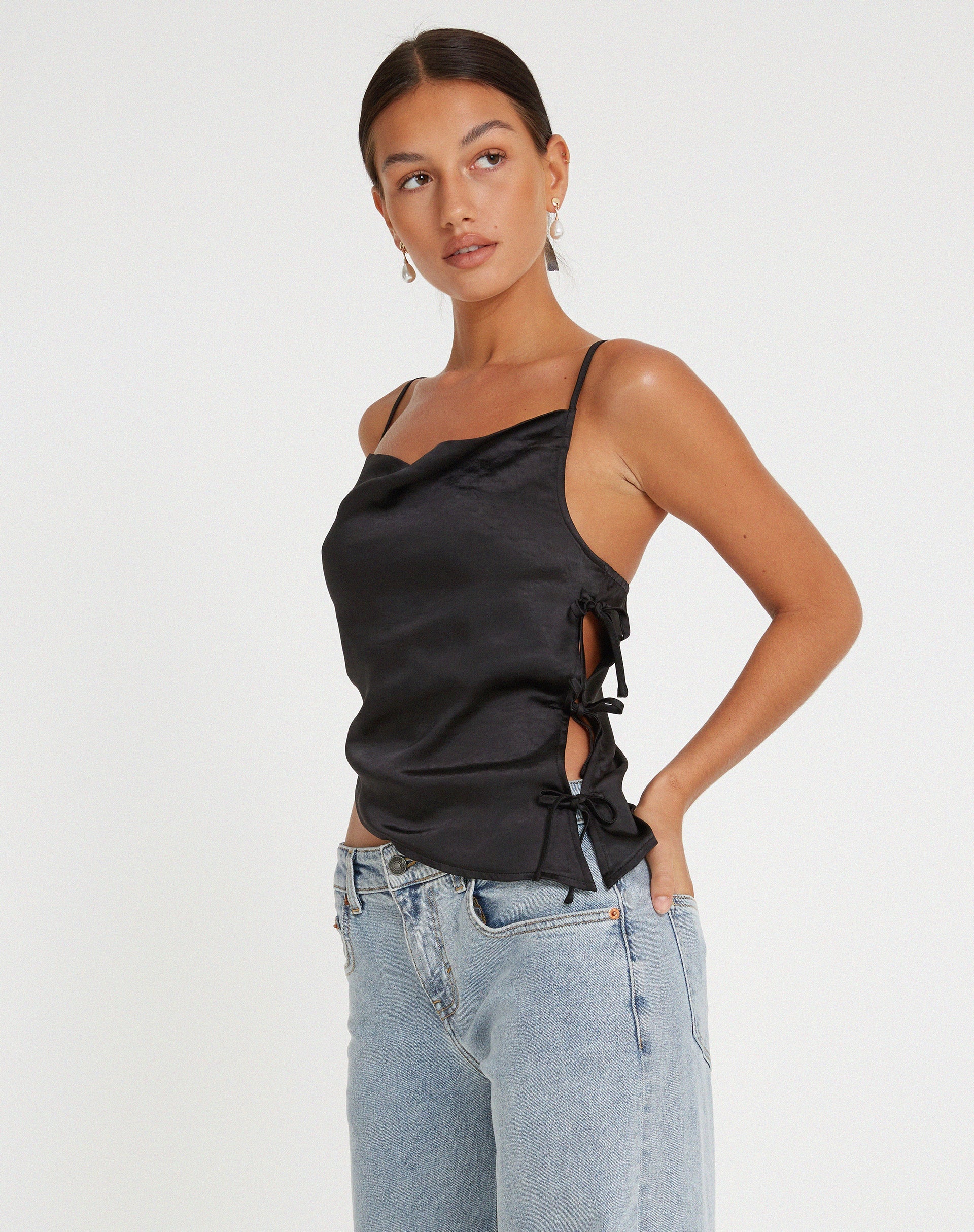 immagine di TIMBIS TOP SATIN BLACK