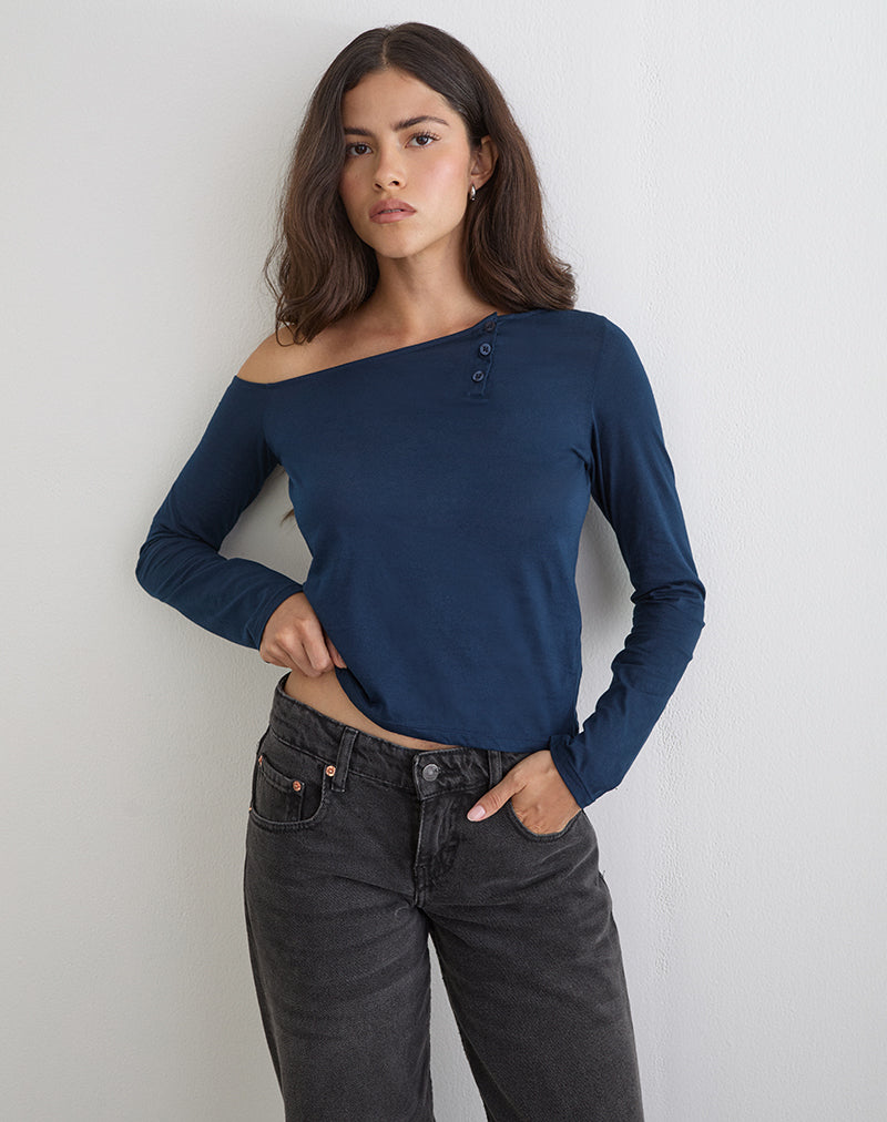 Immagine del top asimmetrico con bottoni Tole in jersey leggero blu navy scuro