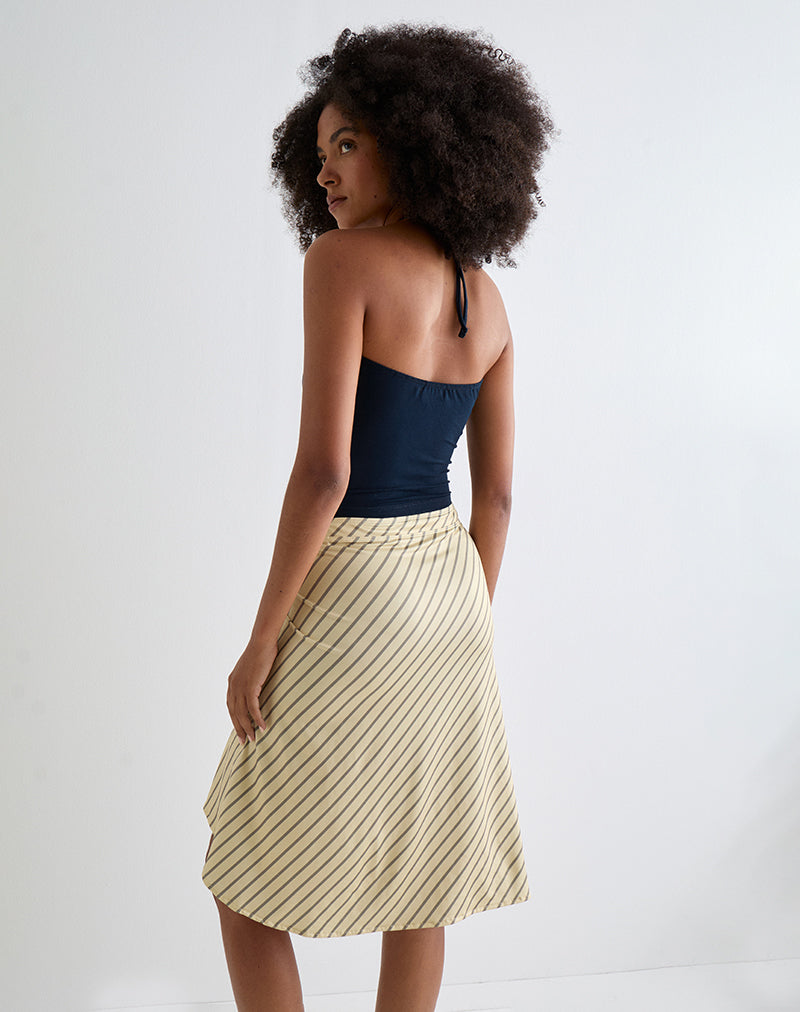 Immagine di Tomoe Top con scollo alla caviglia in jersey di rayon Navy