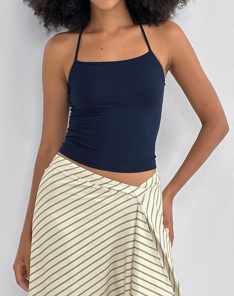 Immagine di Tomoe Top con scollo alla caviglia in jersey di rayon Navy