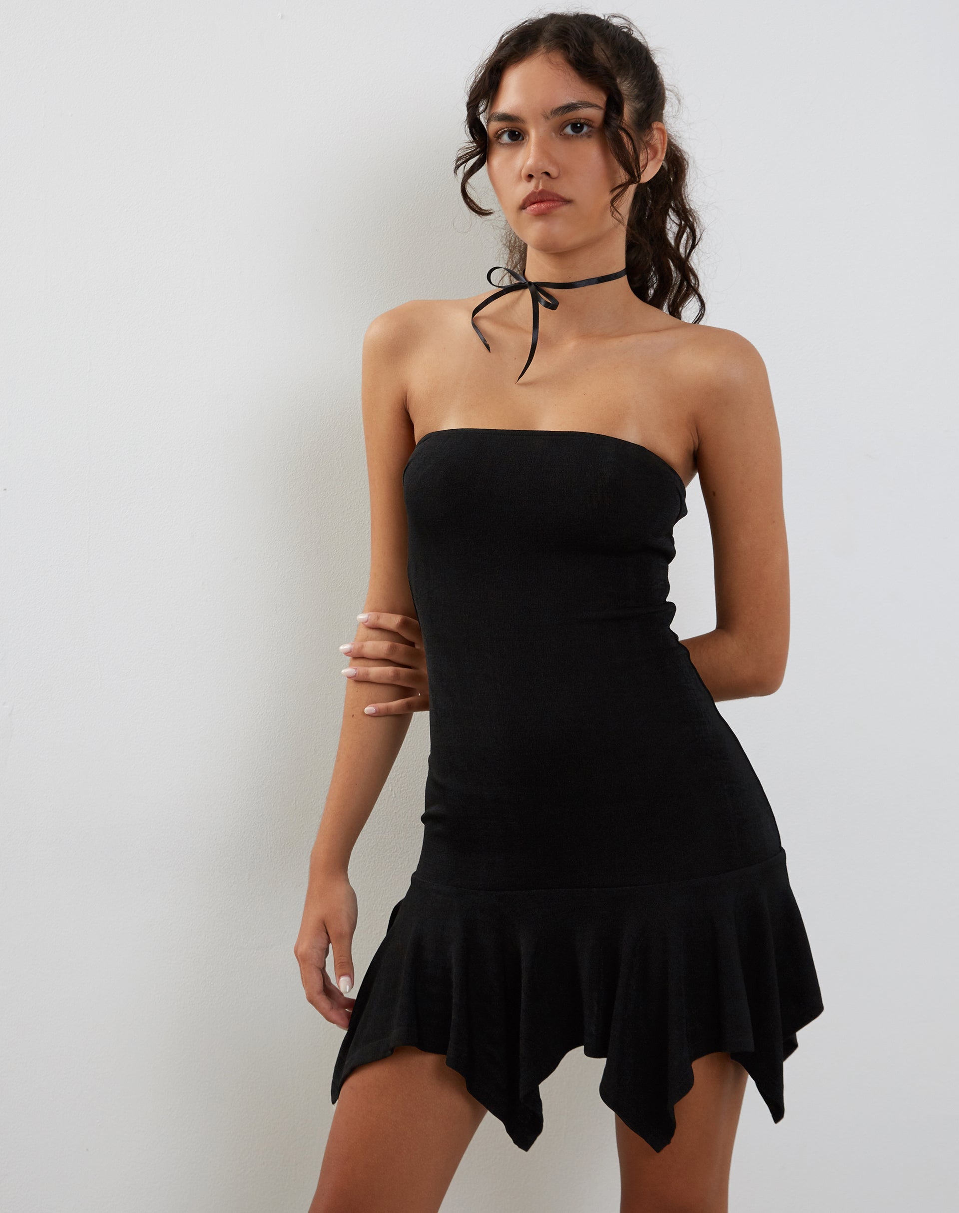 Immagine di Towina Mini abito a fascia in nero