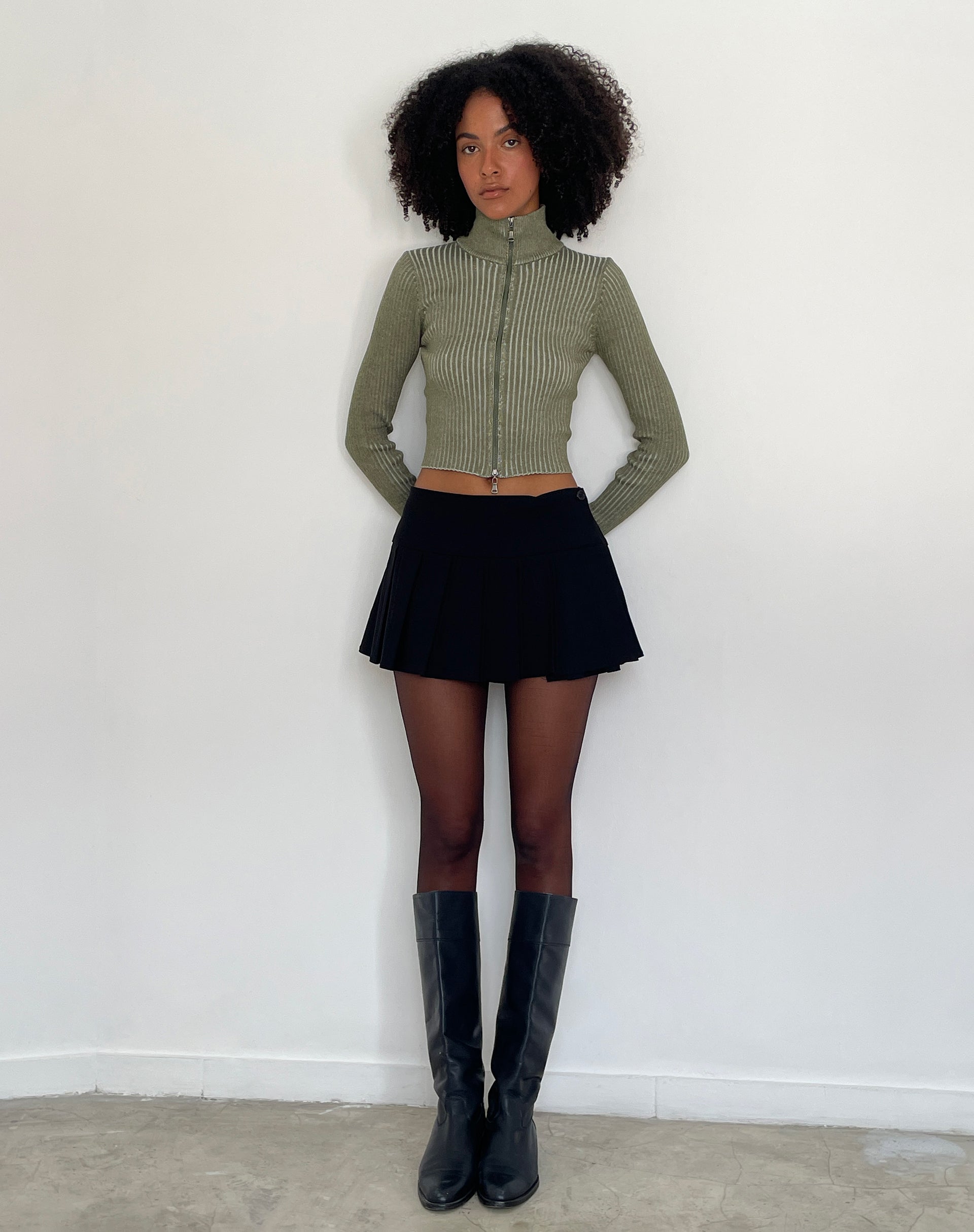 Immagine di Tuzifa, maglione cropped in oliva