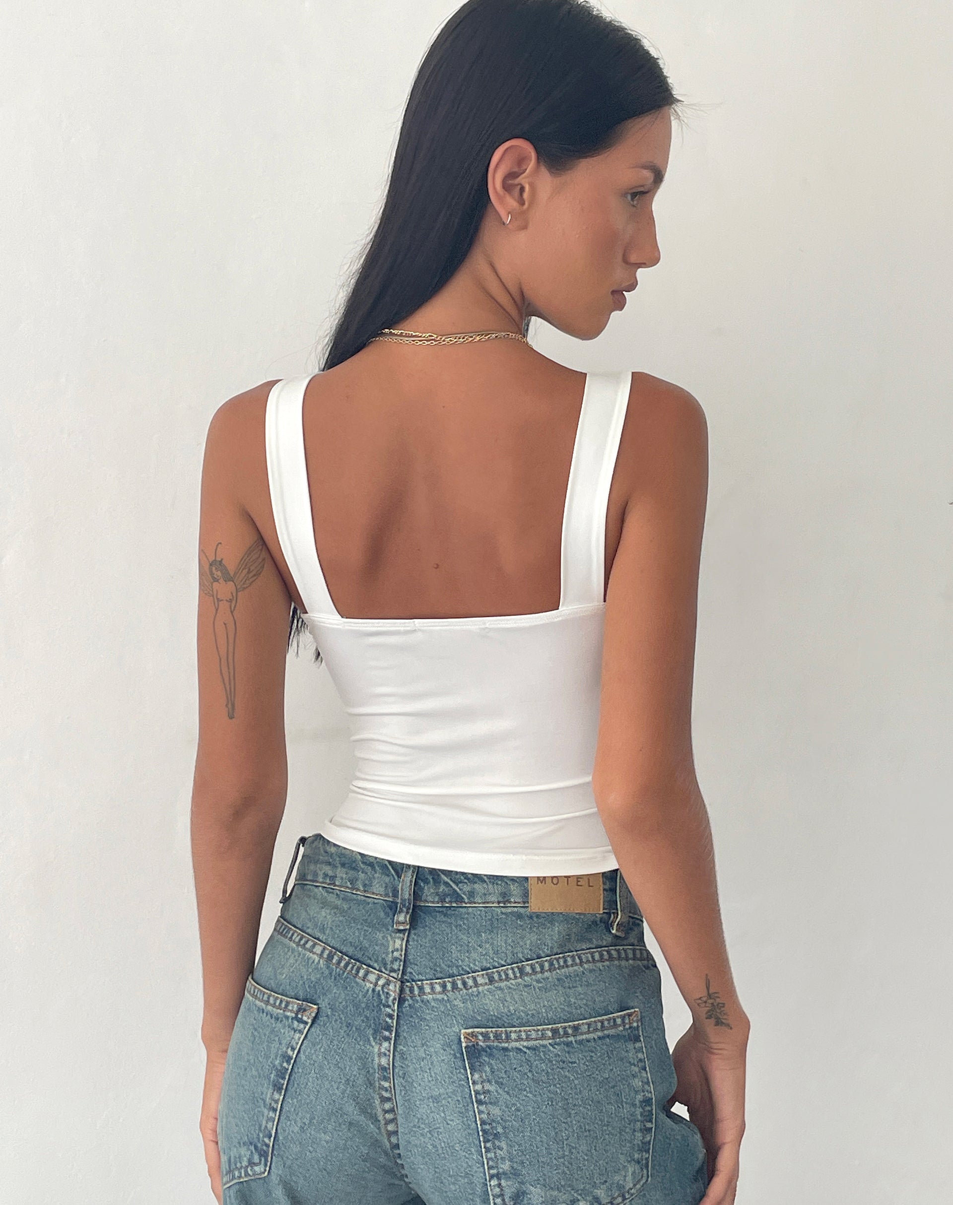 Immagine di Ulani Crop Top in avorio