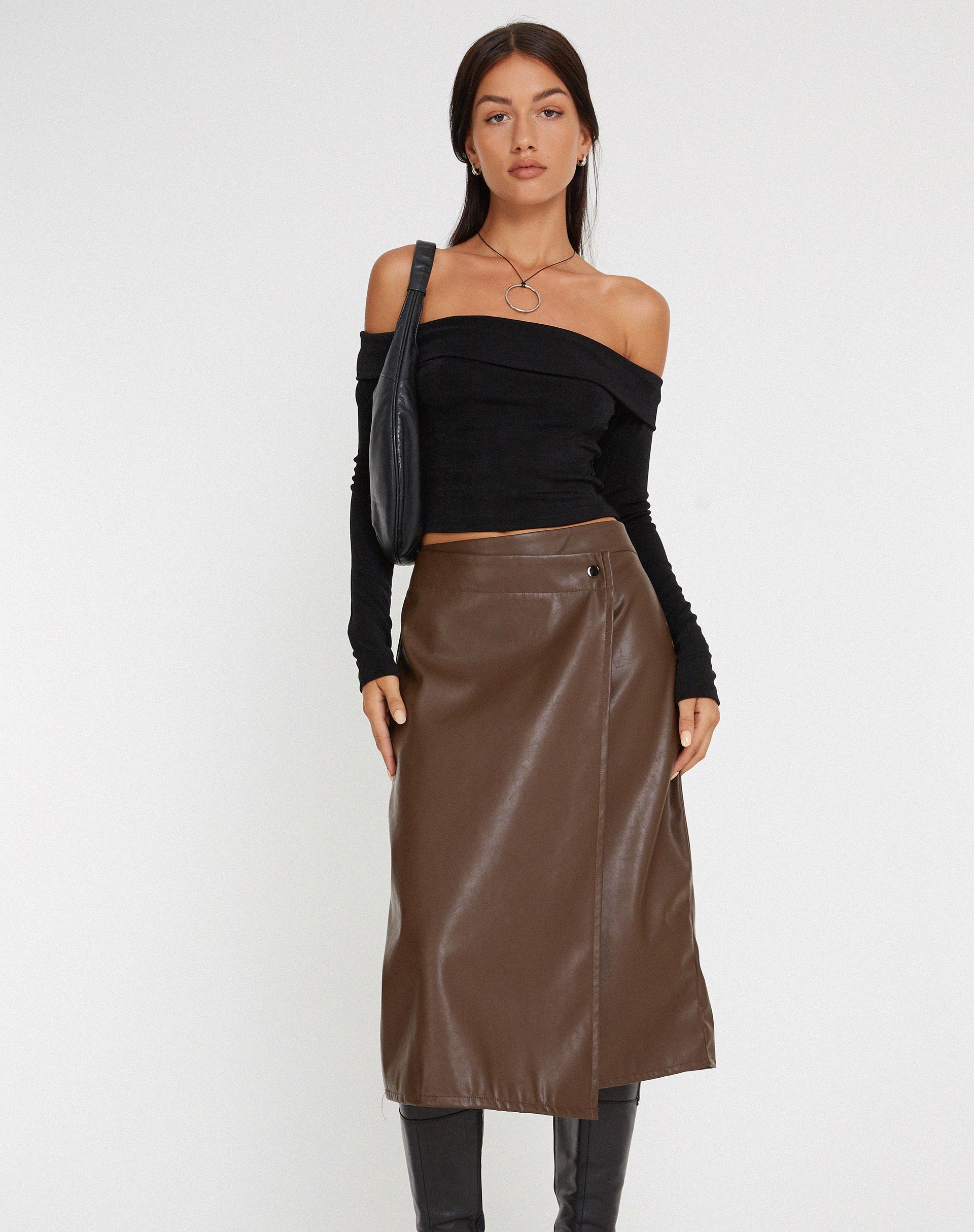 Immagine di Utari Midi Skirt in PU Brown