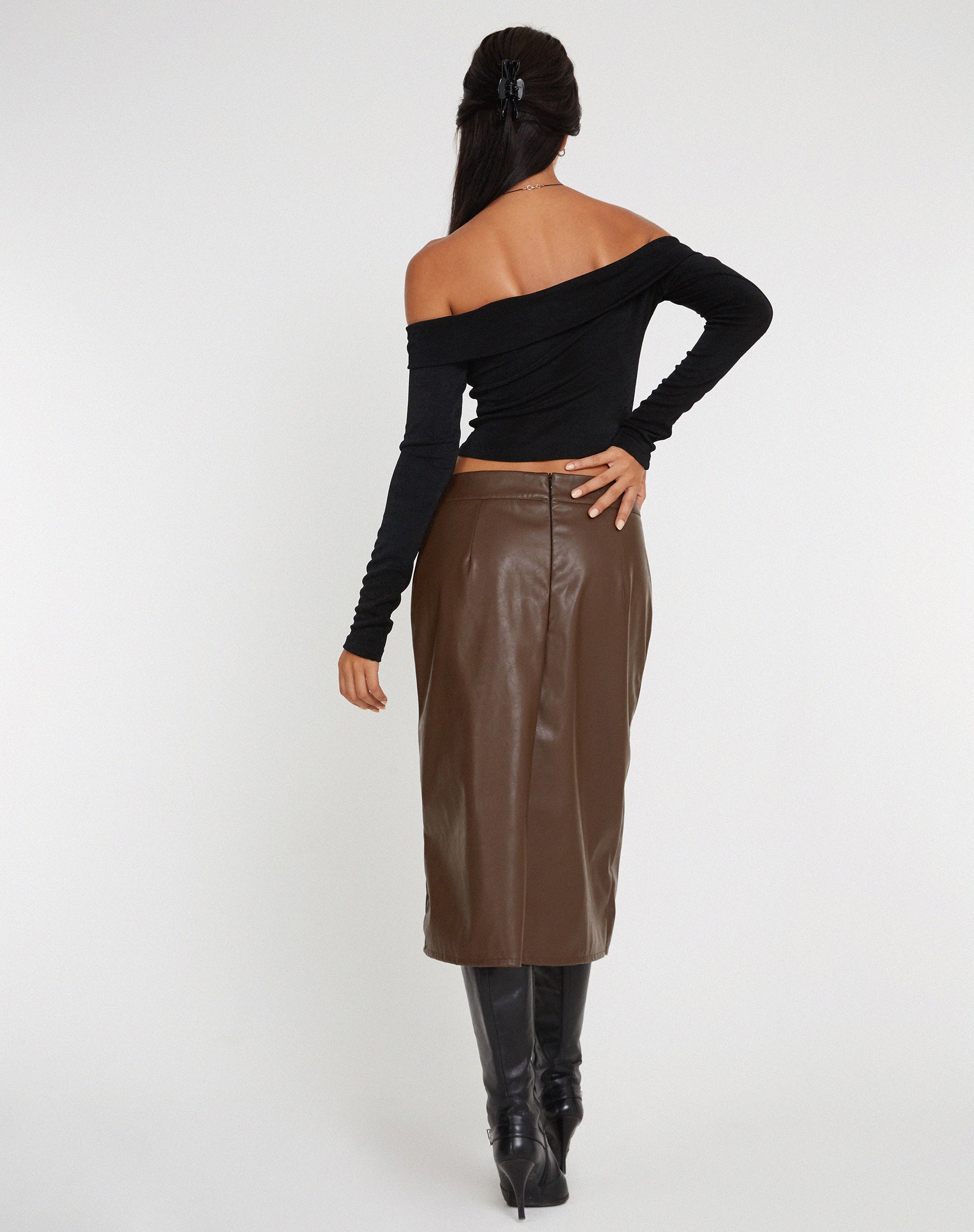 Immagine di Utari Midi Skirt in PU Brown