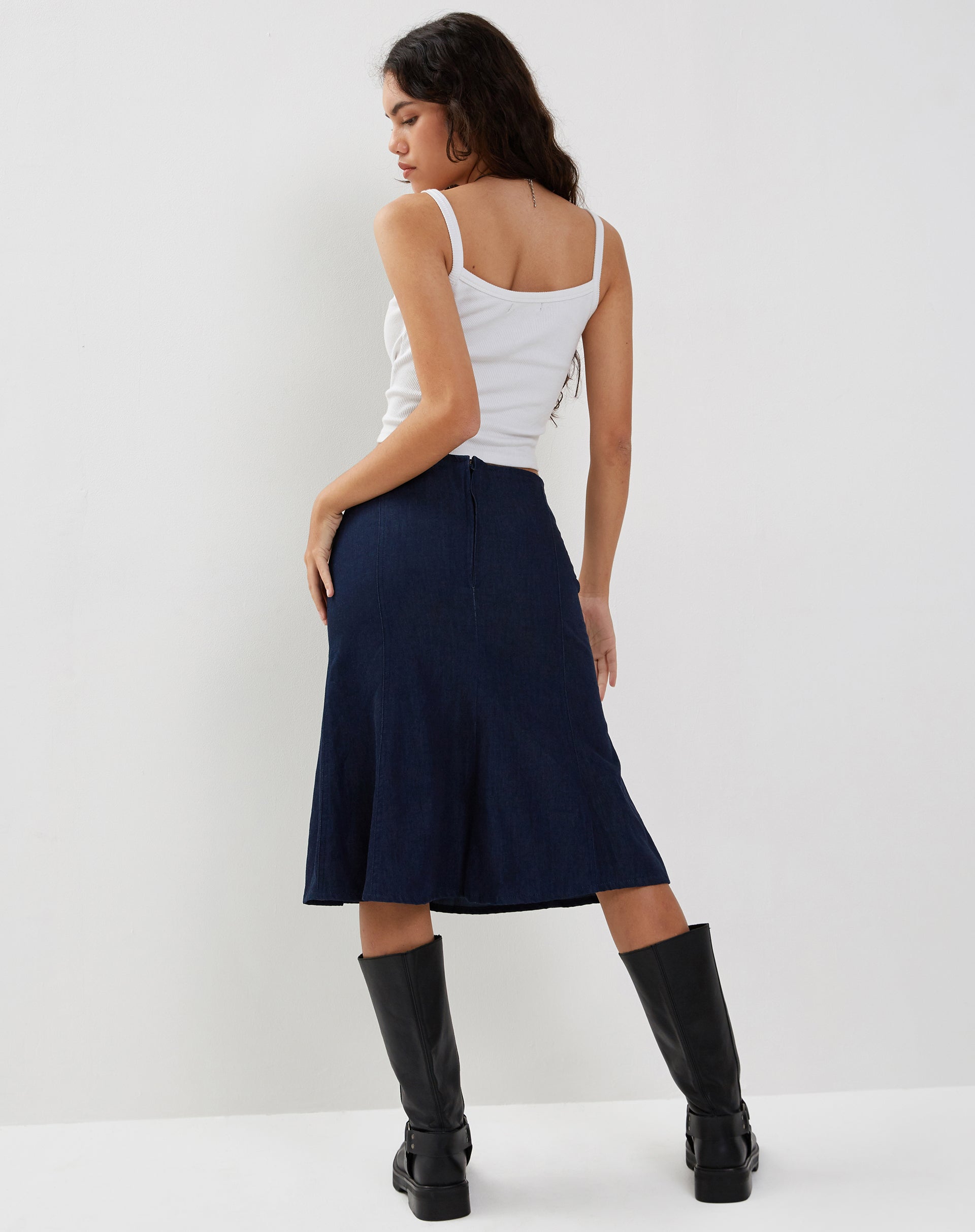 Immagine di Eames Midi Skirt in Denim Blu Indaco