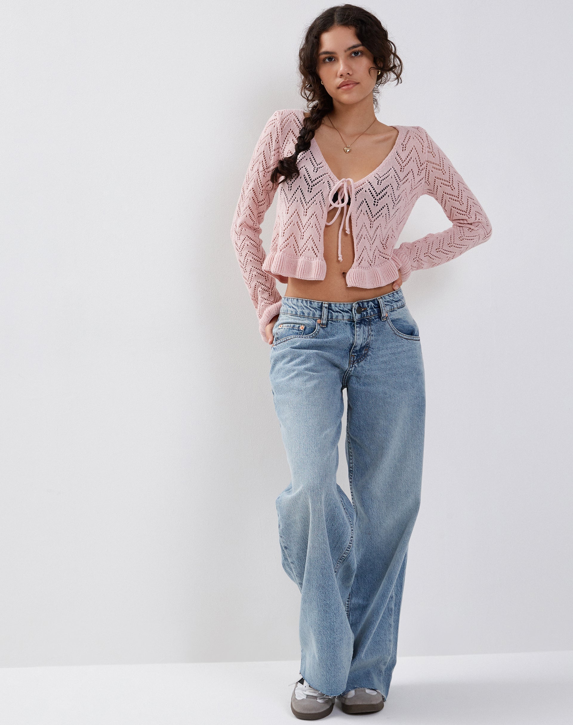 Immagine del cardigan Vella in maglia rosa
