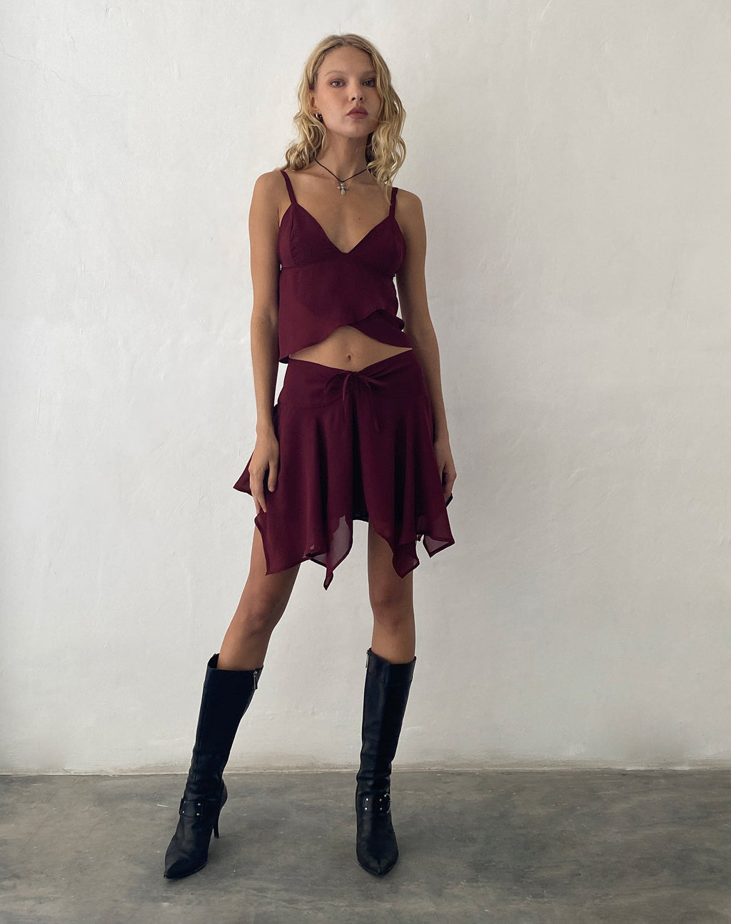 Minigonna Veny in chiffon color sangue di bue