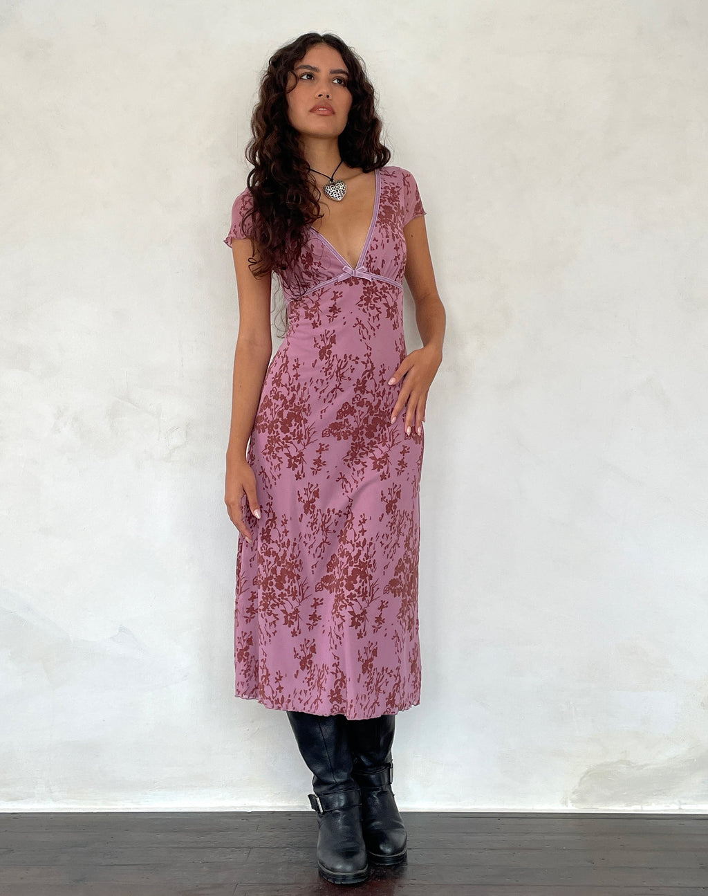 Vilinia - Vestito midi in malva botanica astratta
