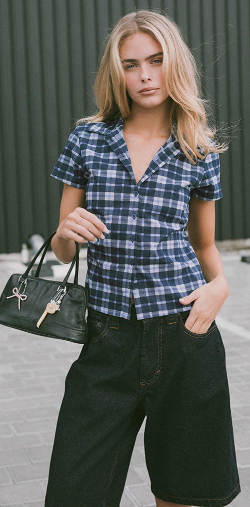 Immagine della camicia Wilman in tartan blu scuro
