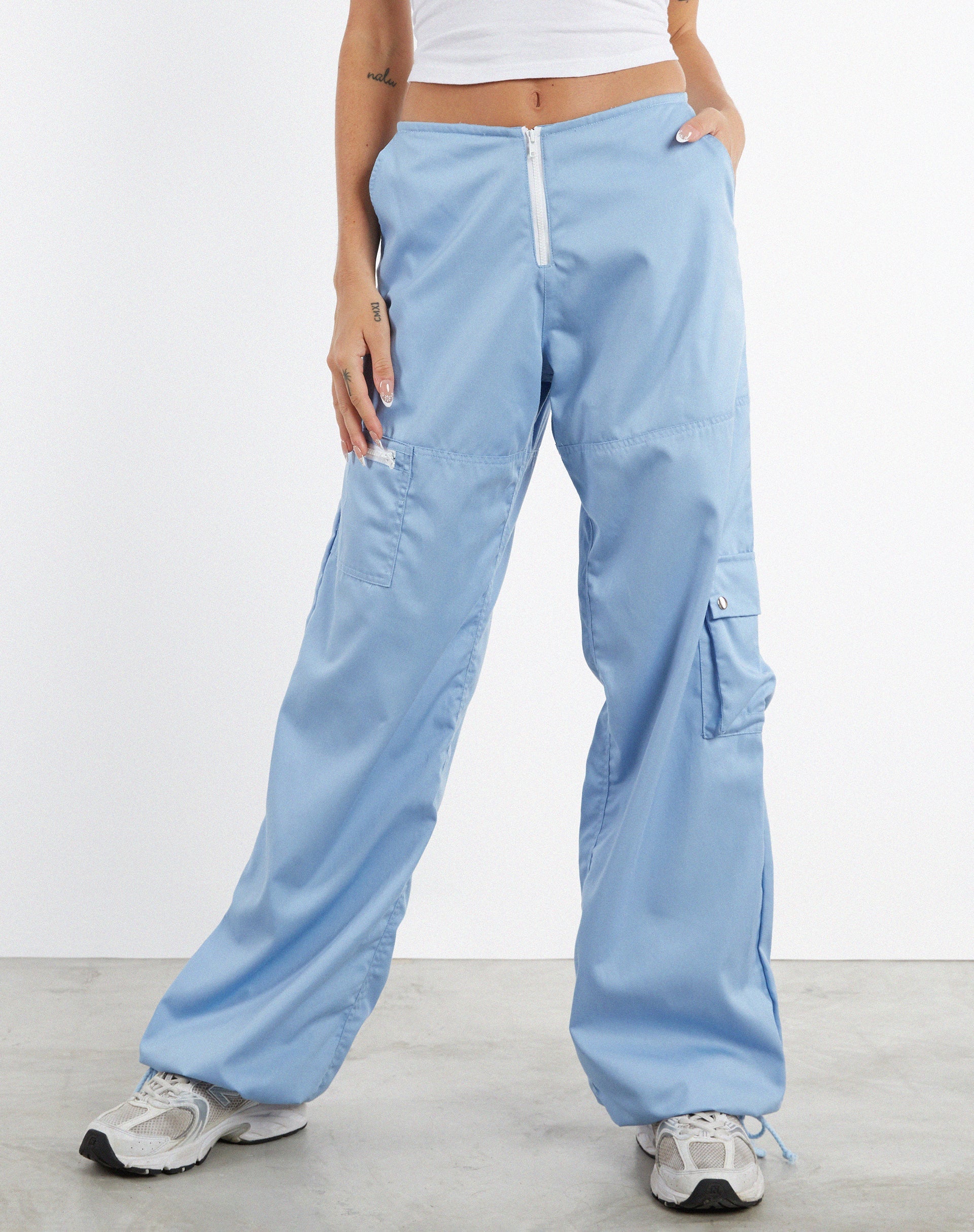immagine di MOTEL X JACQUIE Xander - Pantaloni cargo in cotone drill blu
