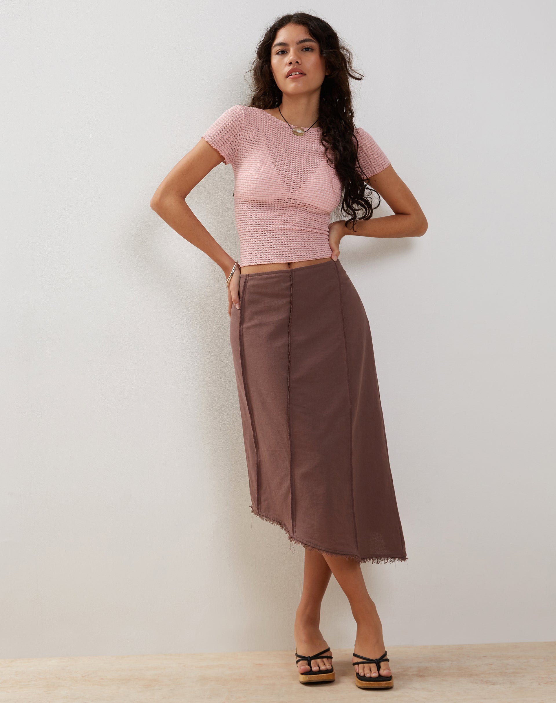 Immagine di Xiwang Crop Top in Salmon Textured Crochet