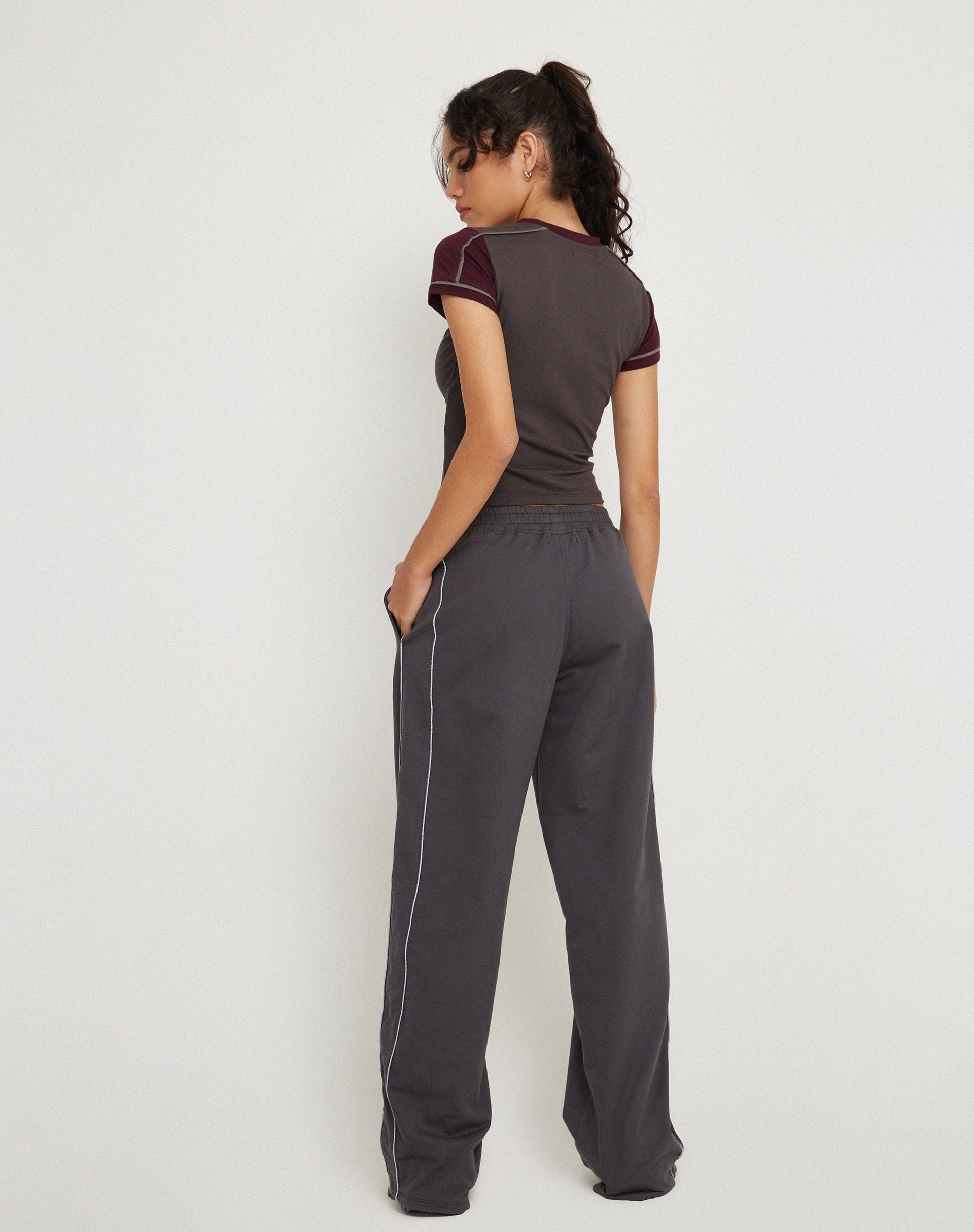 immagine di Benton Wide Leg Jogger in grigio Beluga