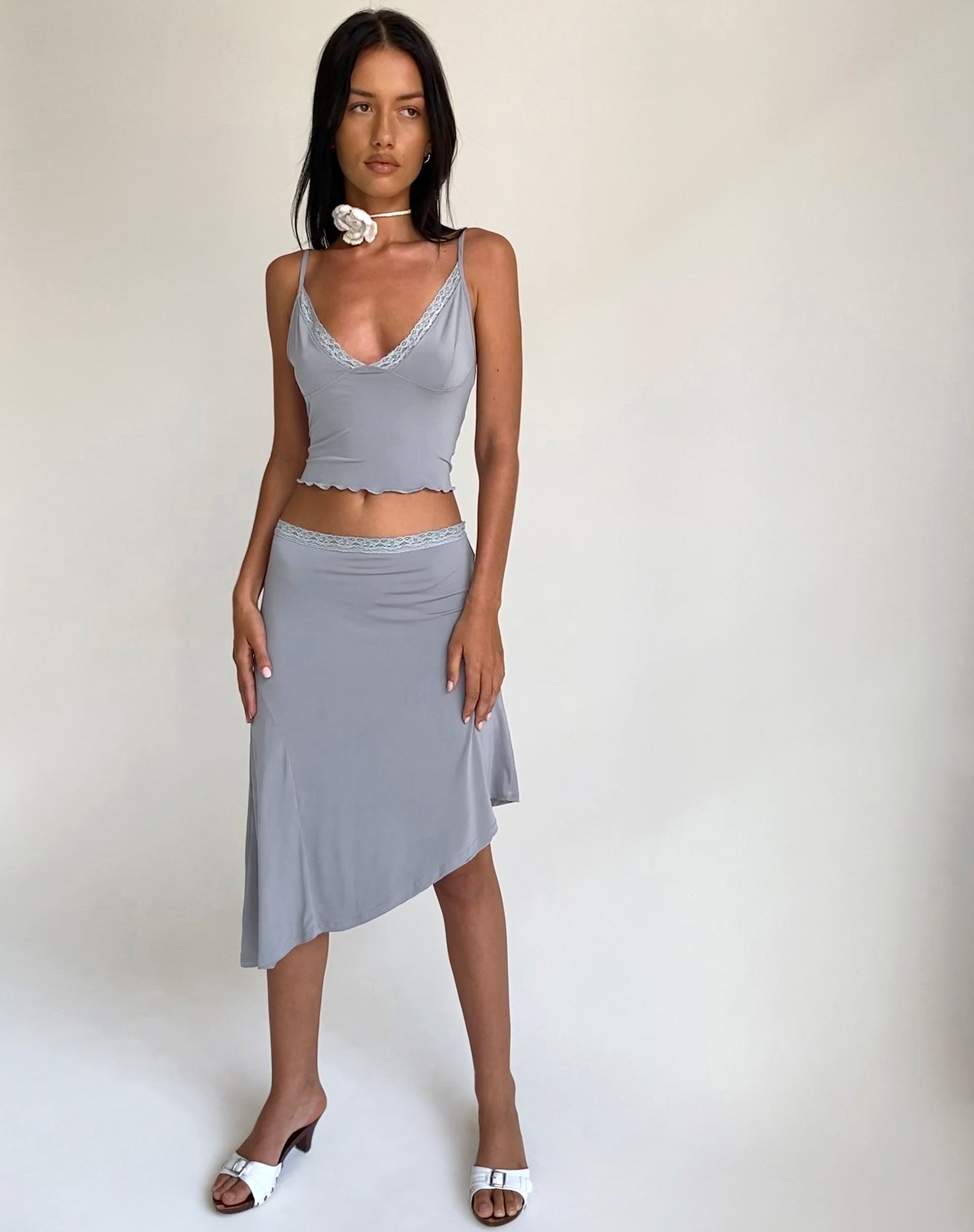 Immagine di Drew - Gonna midi asimmetrica in grigio lucido