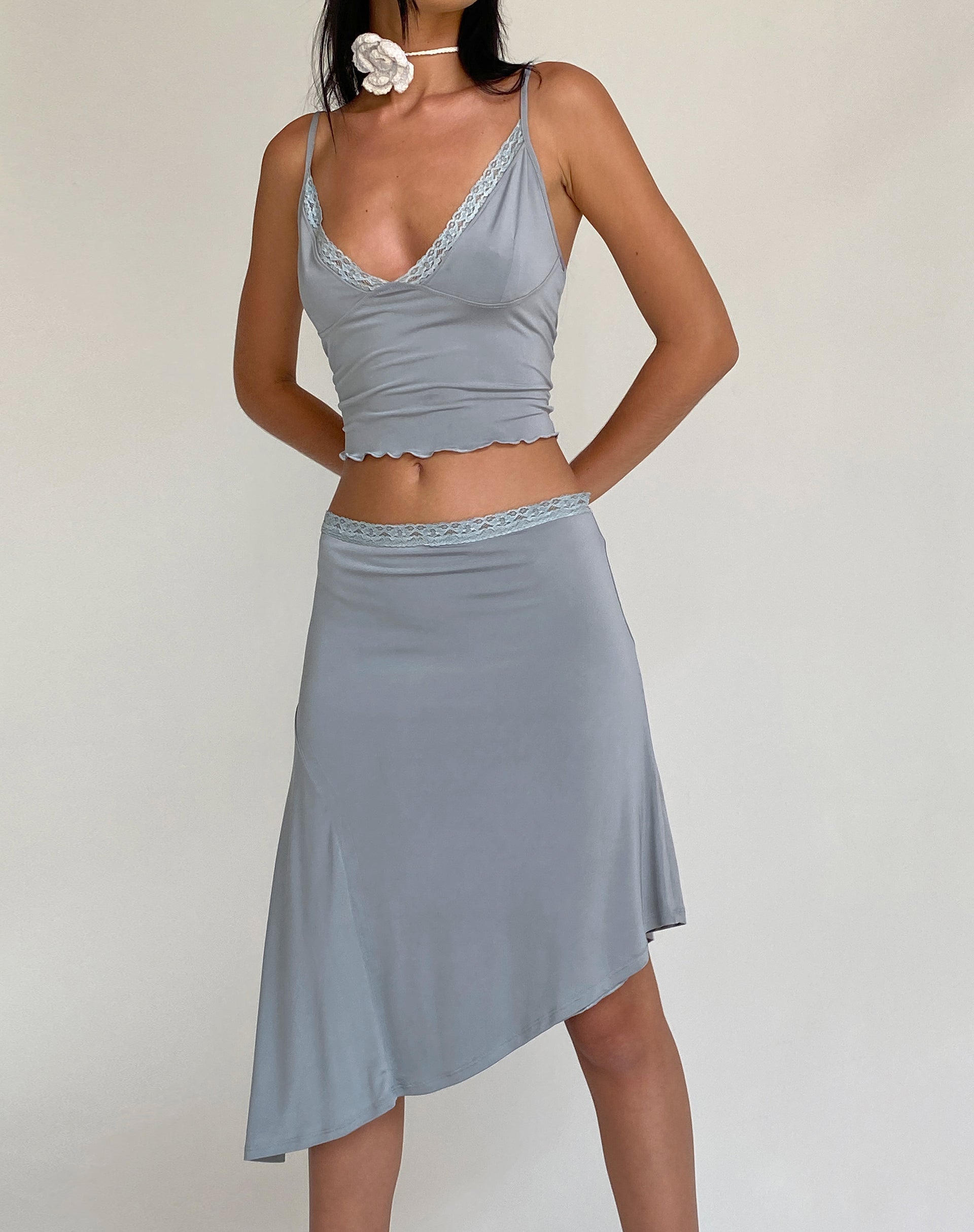 Immagine di Drew - Gonna midi asimmetrica in grigio lucido