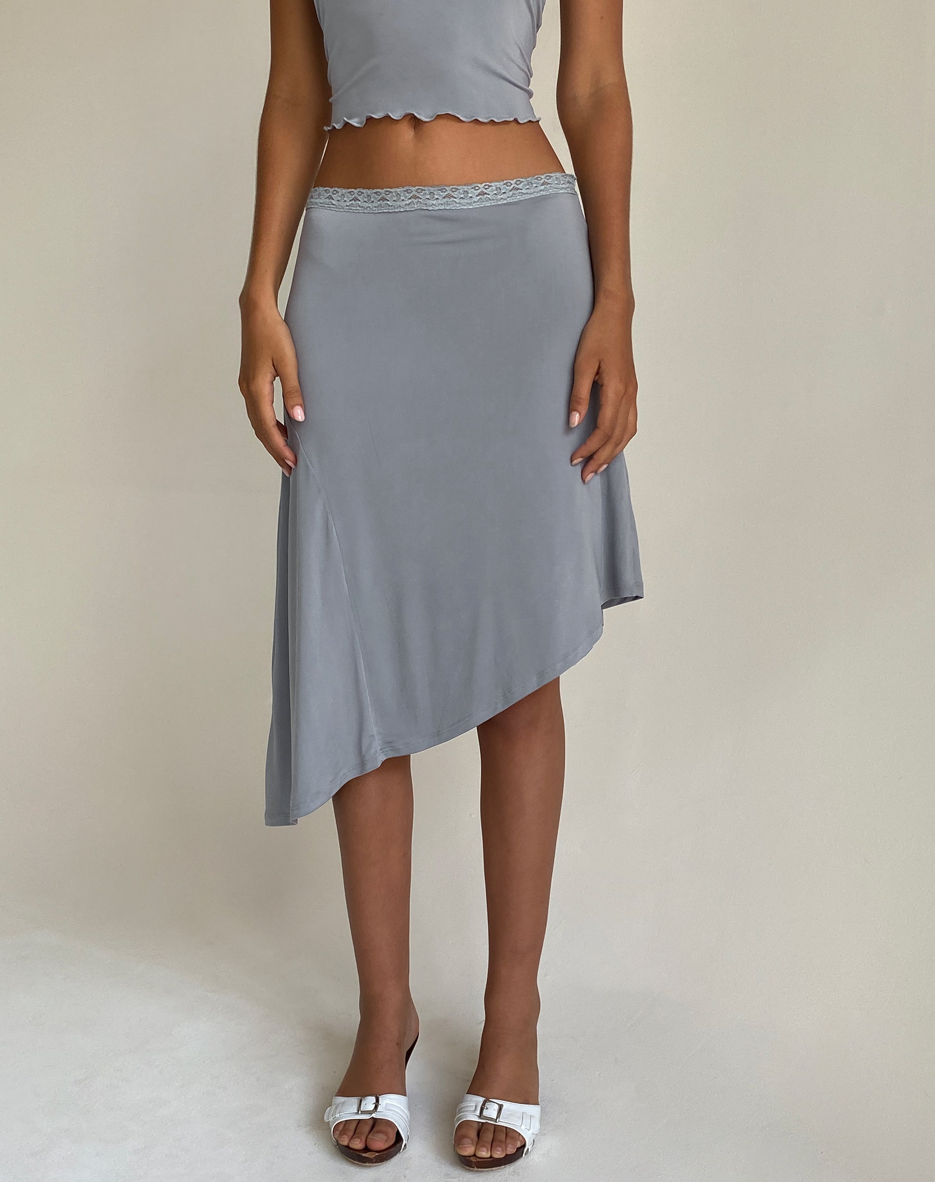 Immagine di Drew - Gonna midi asimmetrica in grigio lucido