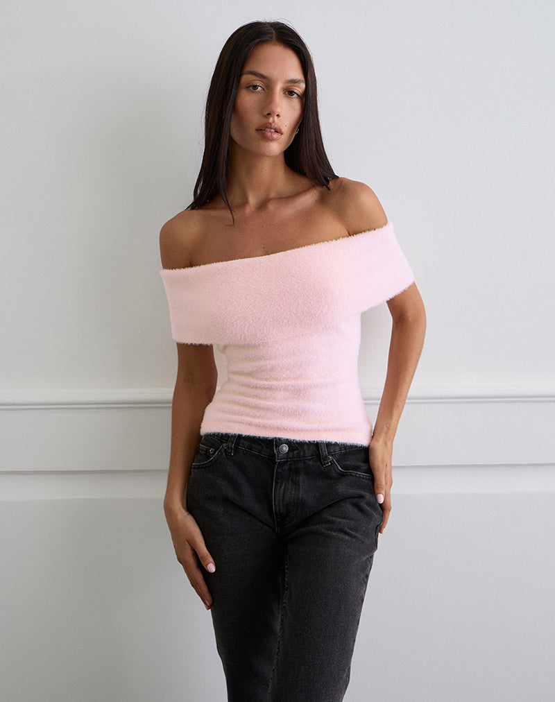 Immagine di Yurian Off The Shoulder Top in Soft Pink