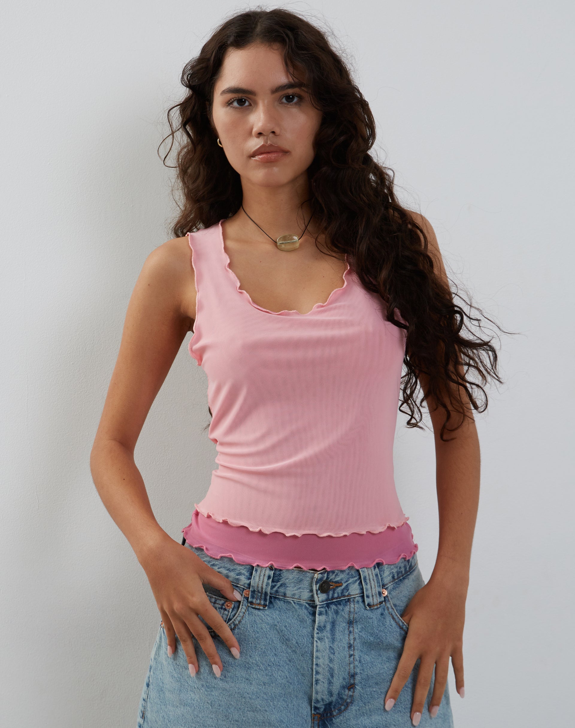 Immagine di Zeta Gilet Top in rosa con fodera rosa scuro