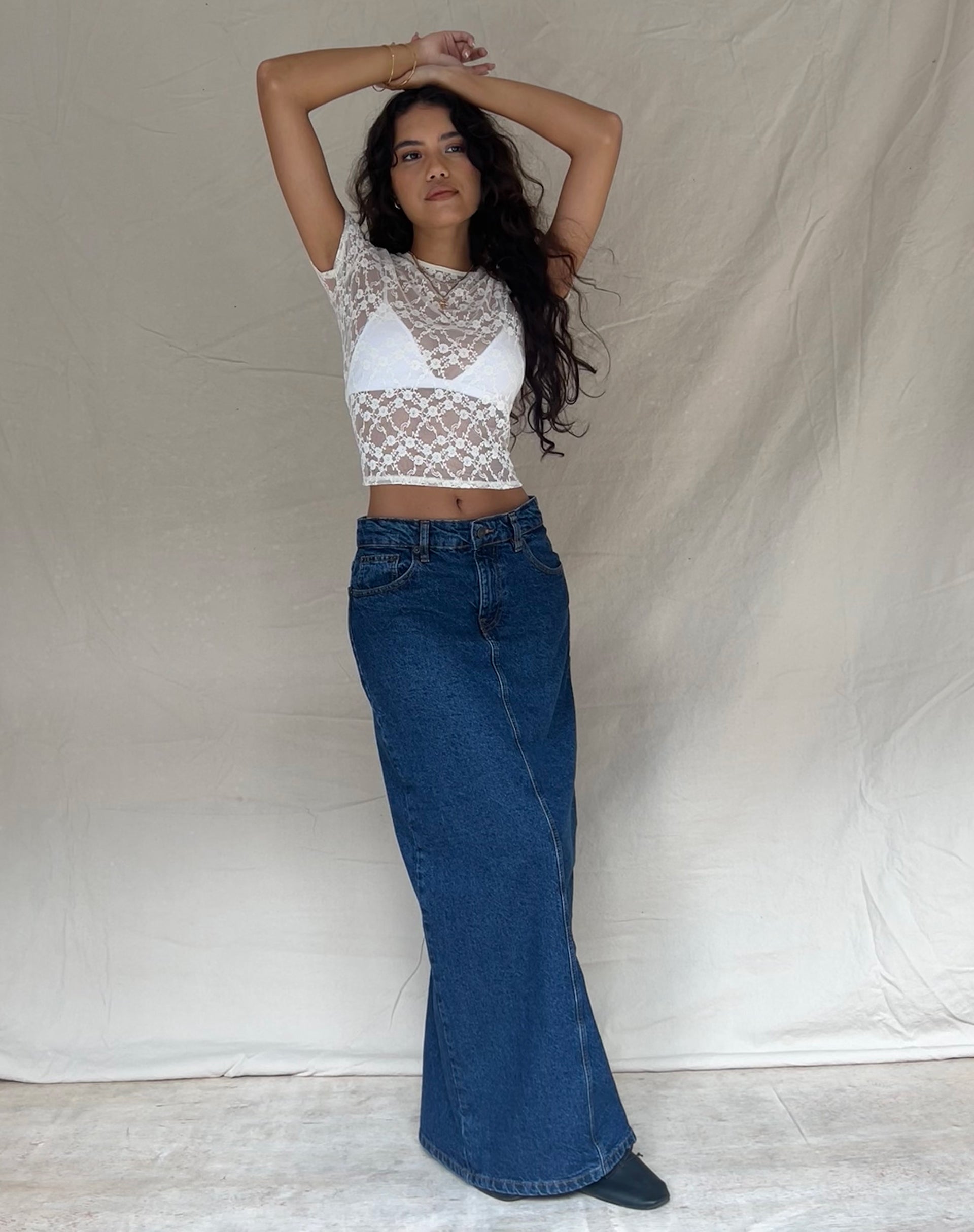 immagine di Maxi gonna in denim a vita bassa in blu medio usato