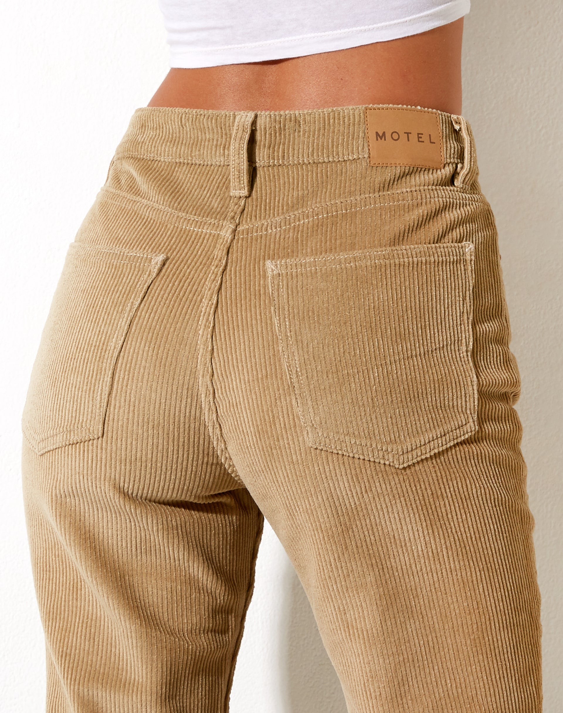 Immagine dei jeans Bootleg in Cord Sand