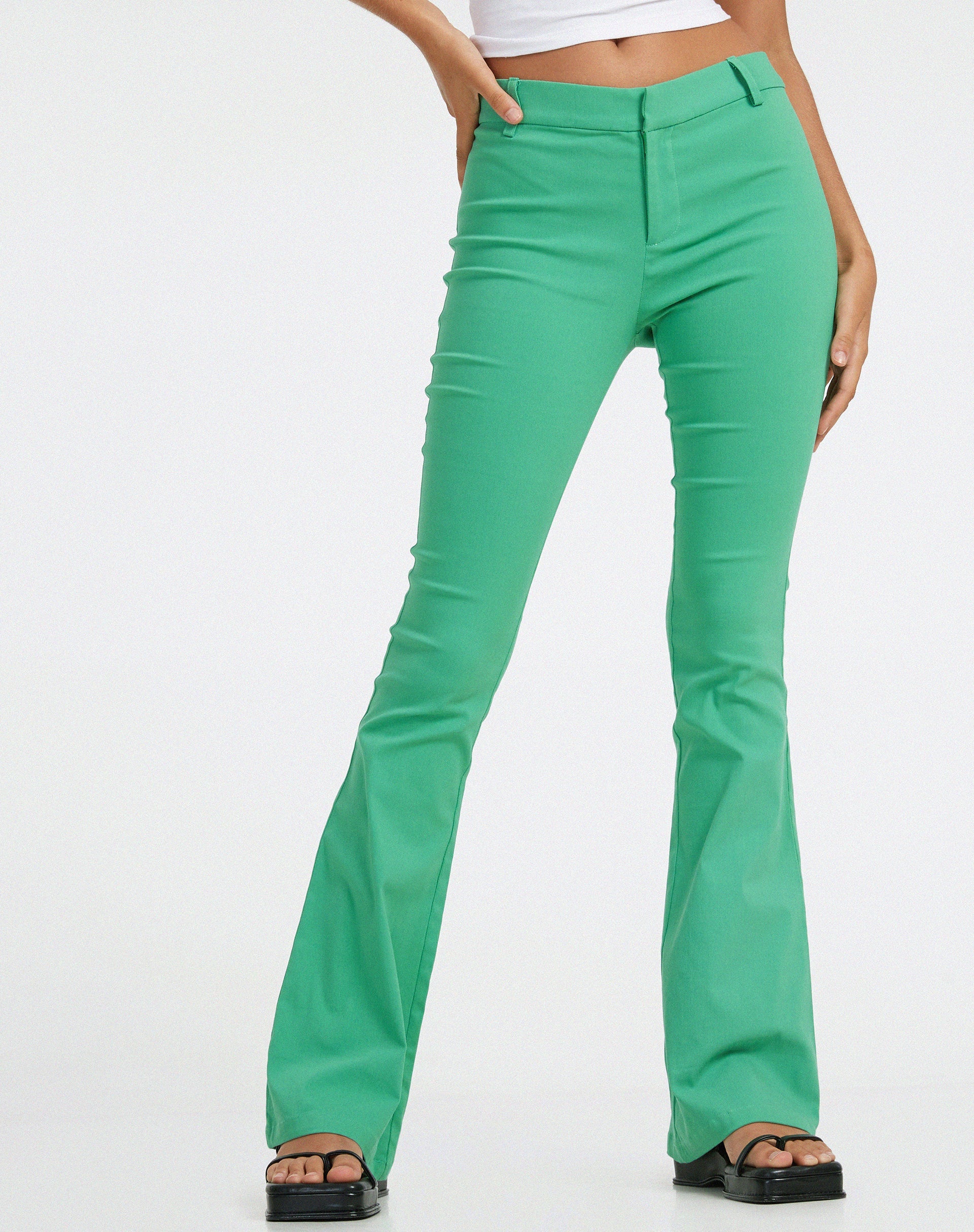 immagine di Jopanka Pantalone a gamba svasata in verde sartoriale