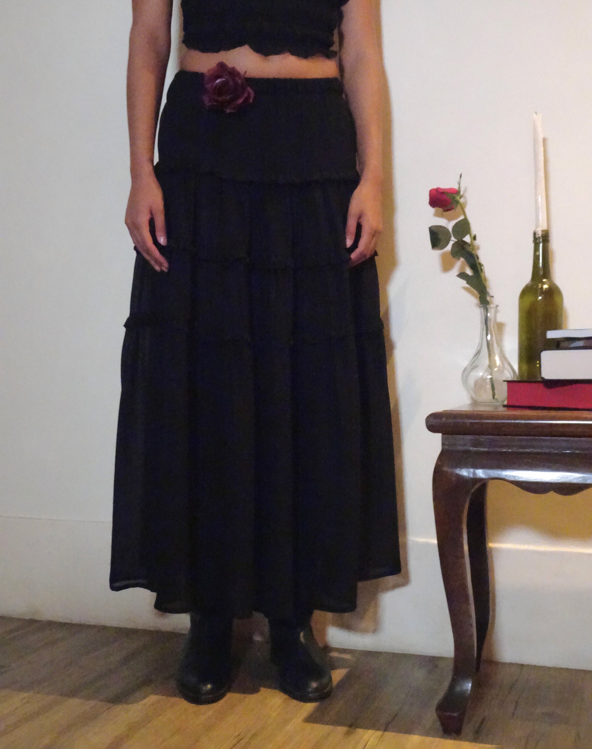 Immagine di Norah, maxi gonna a pieghe in chiffon nero