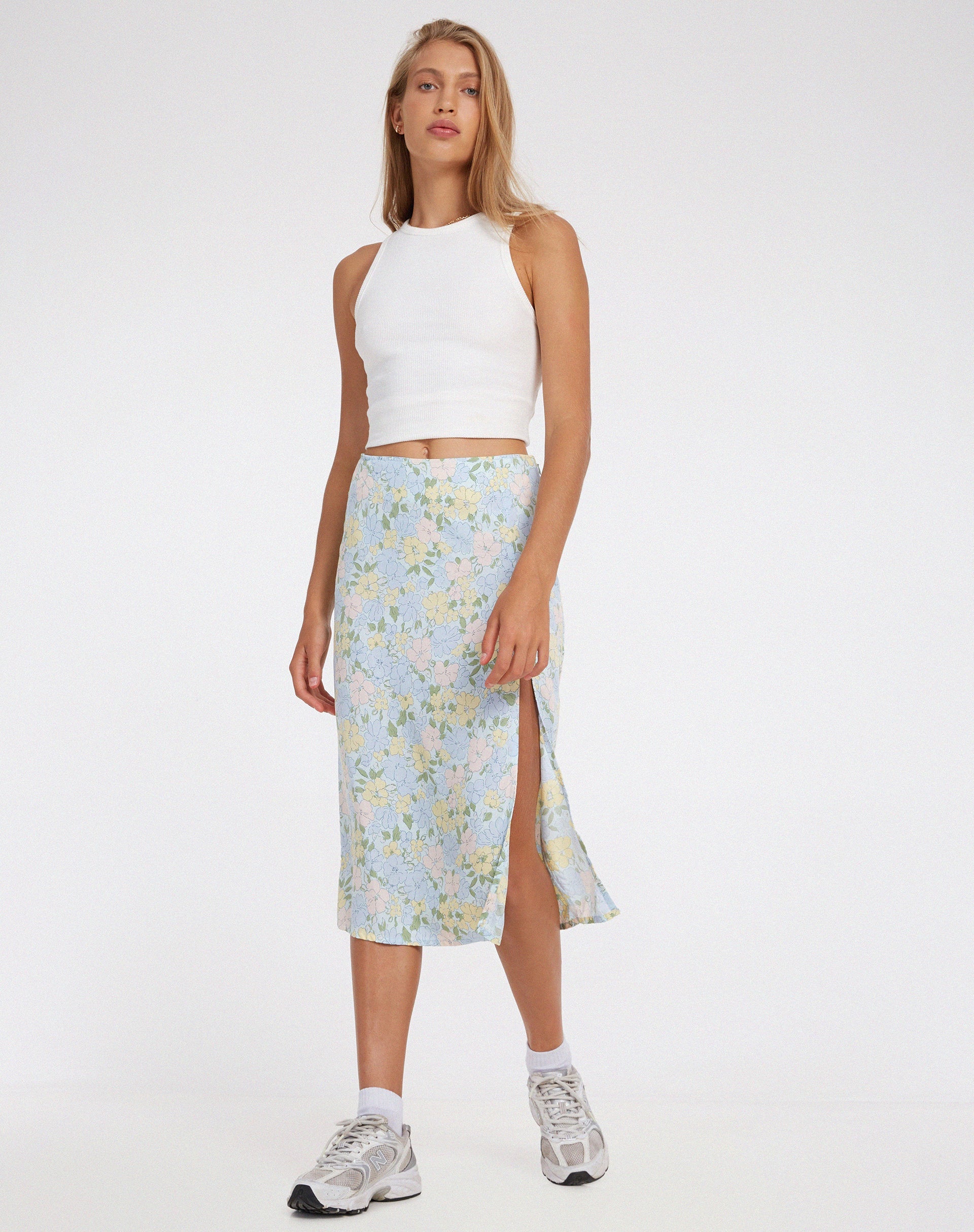 Immagine di Seko Midi Skirt in Washed Out Pastel Floral