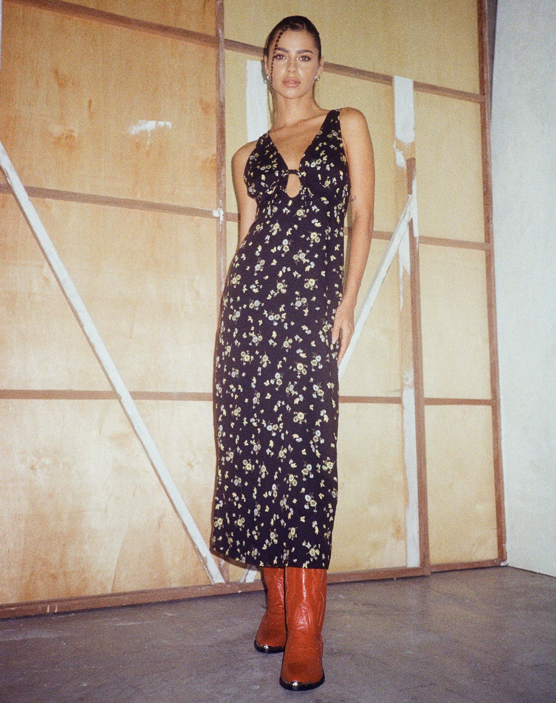immagine di Fiaso Midi Dress in nero limone e lime
