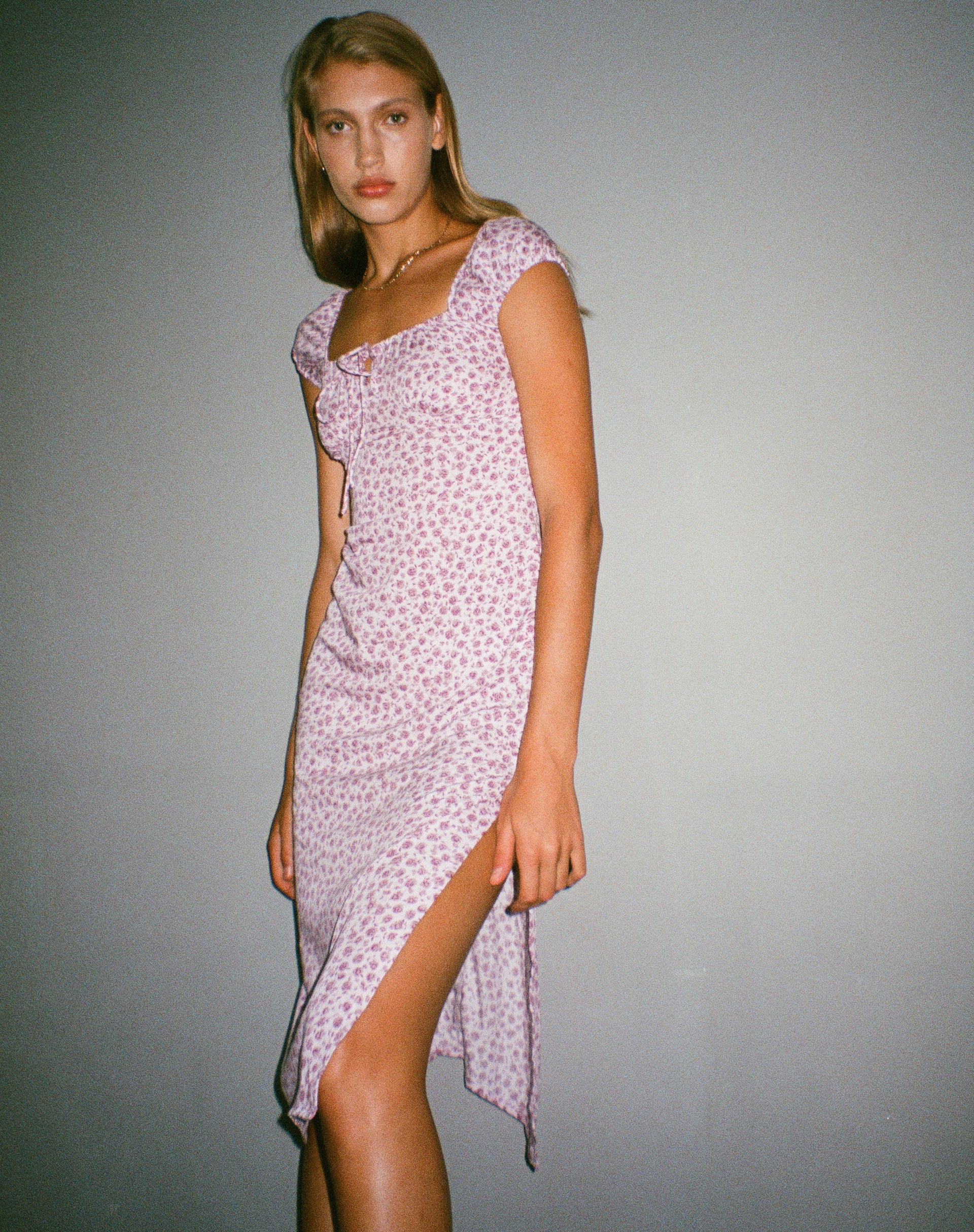 Immagine di Lona Midi Dress in Ditsy Rose Lilac