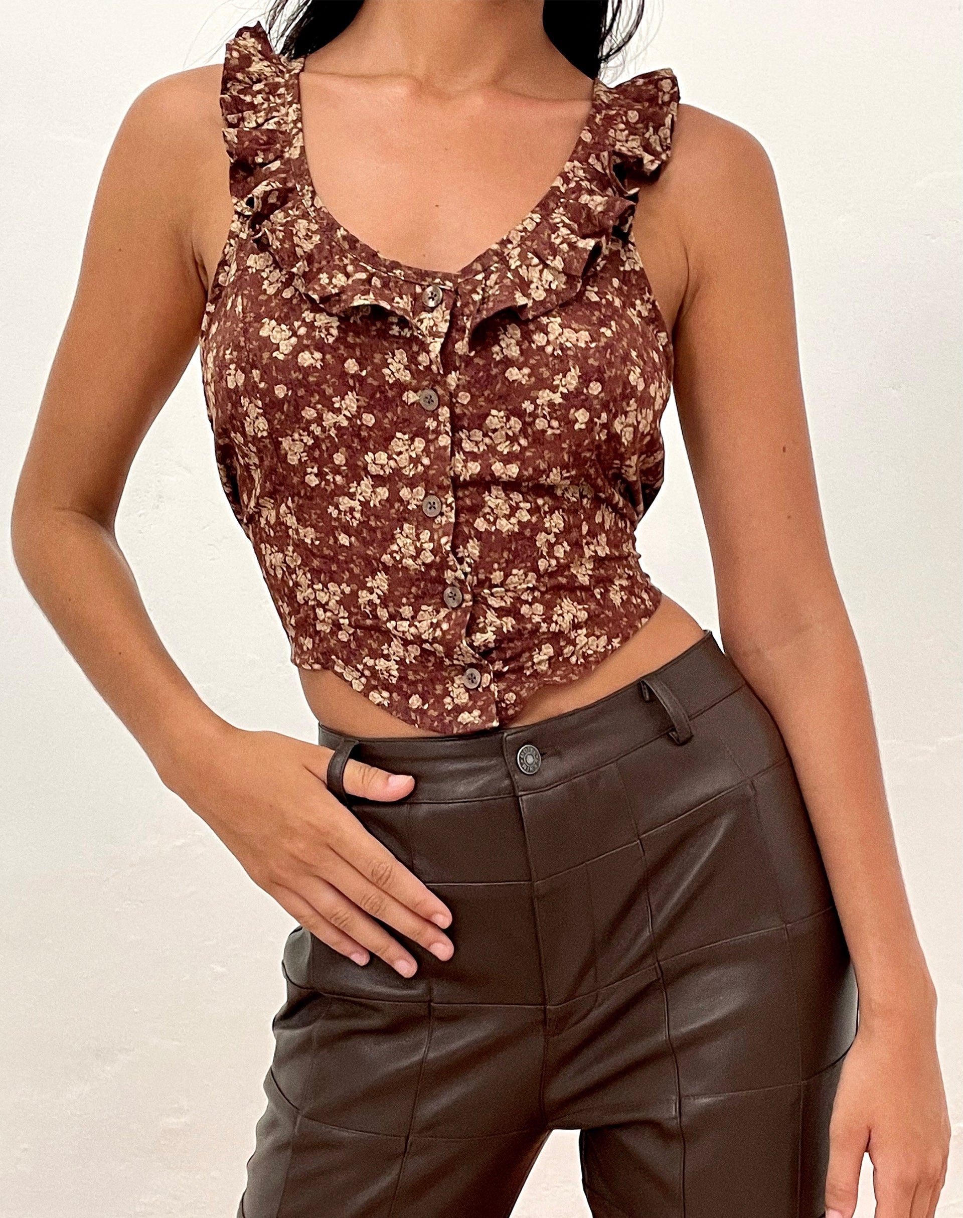 IMMAGINE DI Julka Cami Top in marrone floreale terra