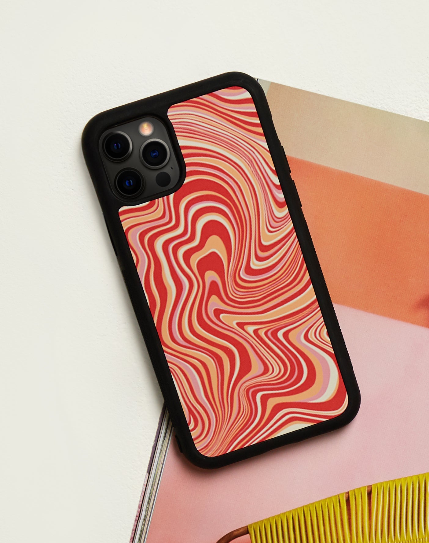 Immagine di Motel X Barbara Kristoffersen Custodia per Iphone in 70s Ripple in Tangerine