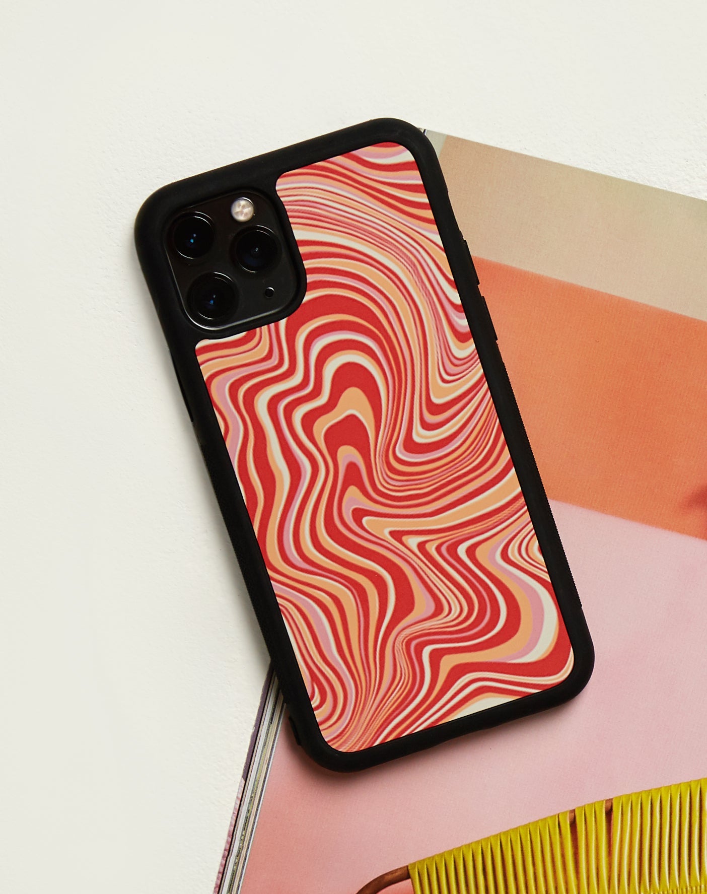 Immagine di Motel X Barbara Kristoffersen Custodia per Iphone in 70s Ripple in Tangerine
