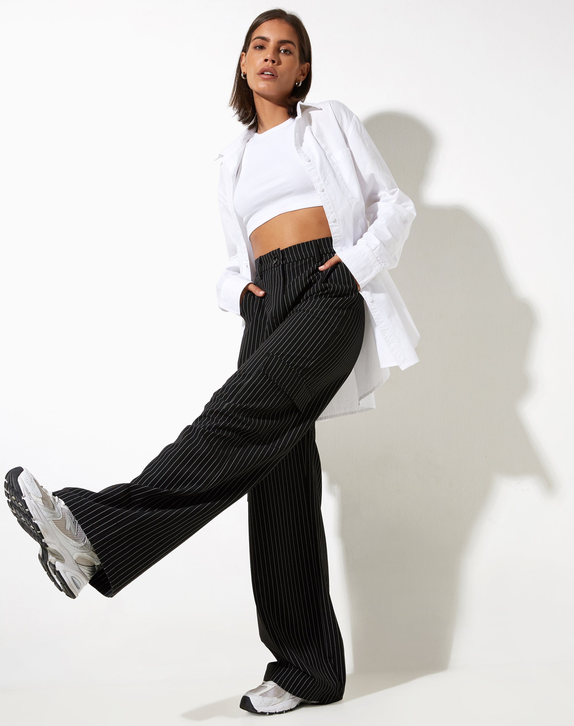 immagine di Abba Cargo Trouser in gessato nero