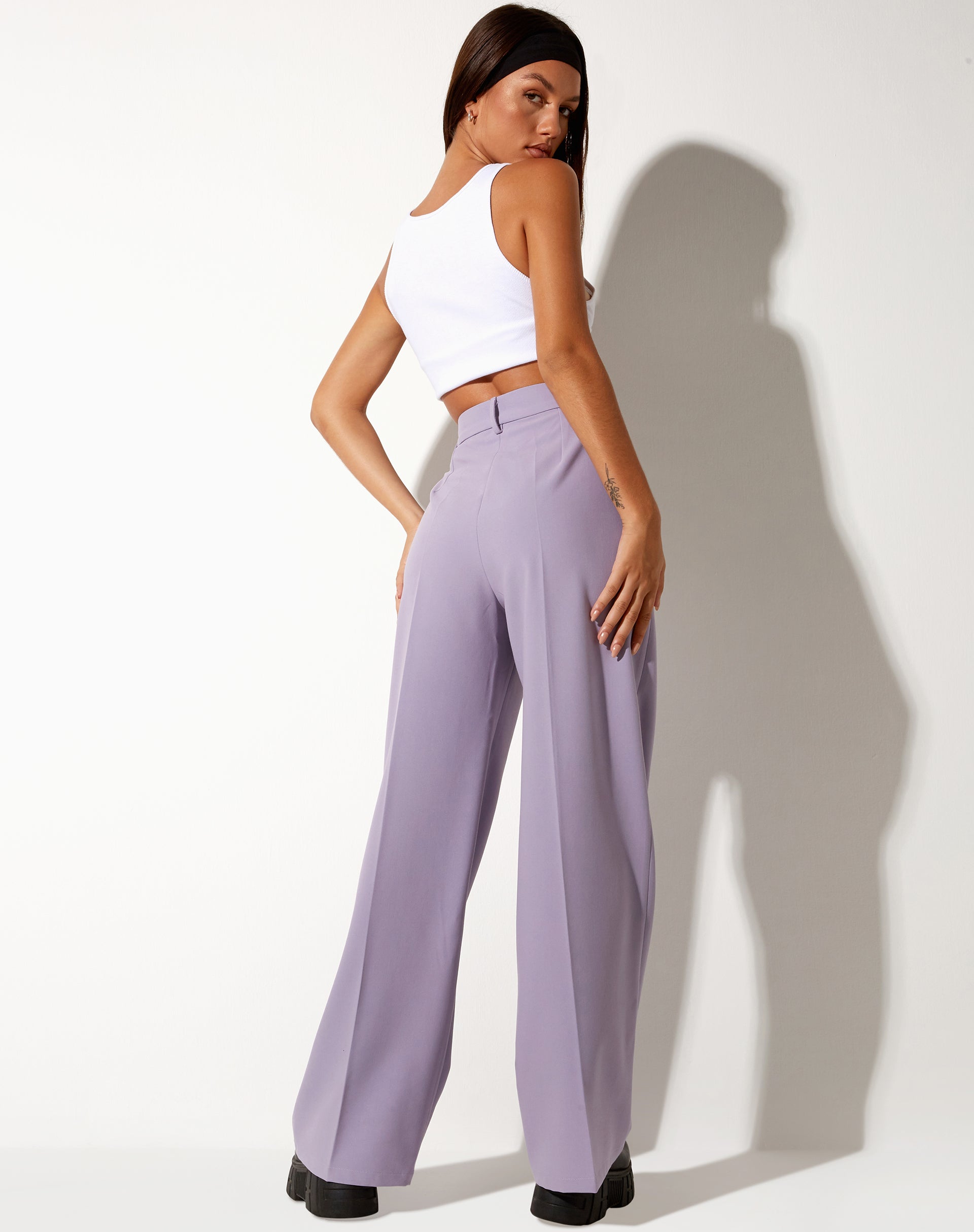 Immagine di Abba Pantaloni a gamba dritta in viola sartoriale