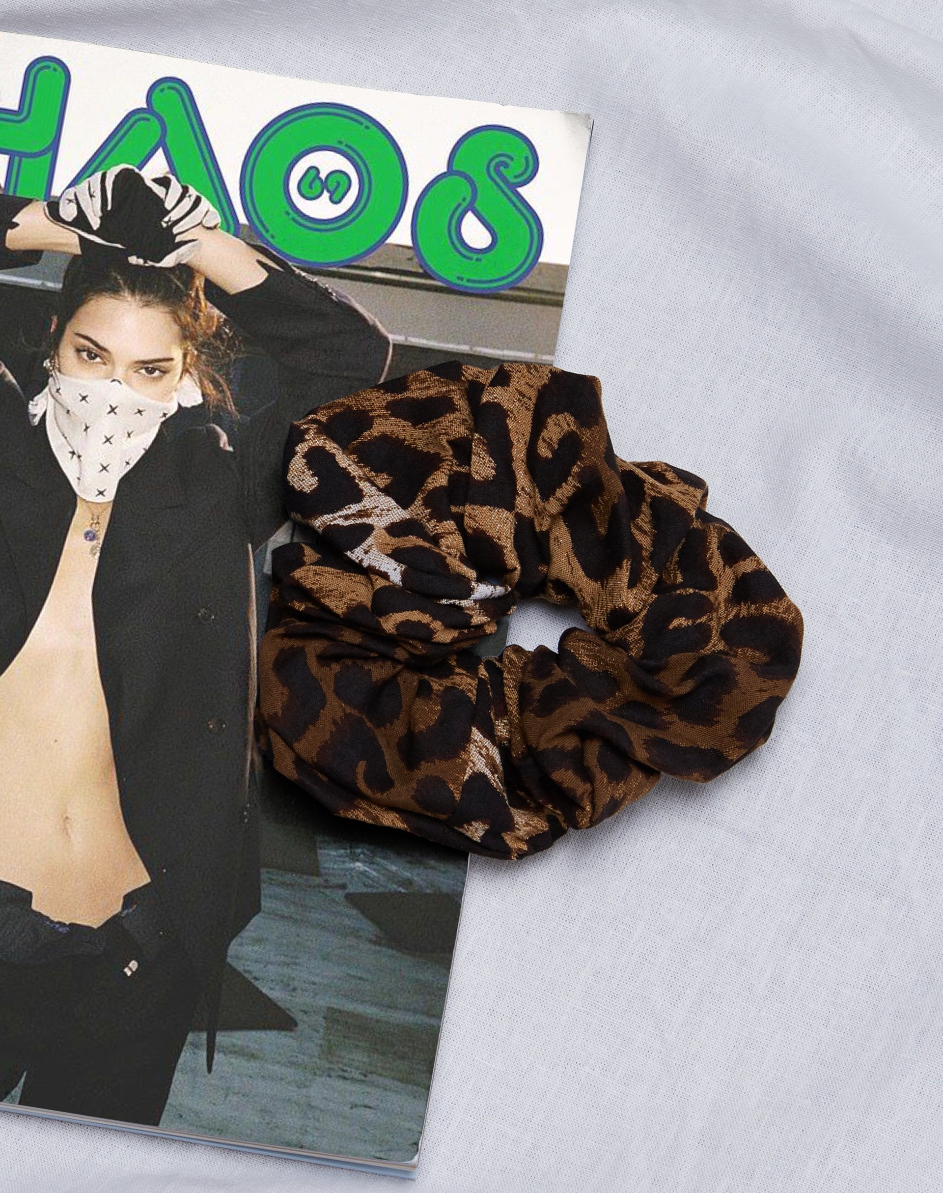 Immagine di Scrunchie in Night Leopard Brown