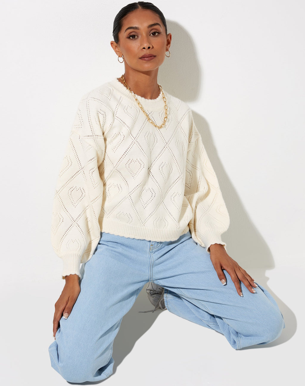 Maglia Ammar in crema con diamanti e cuori