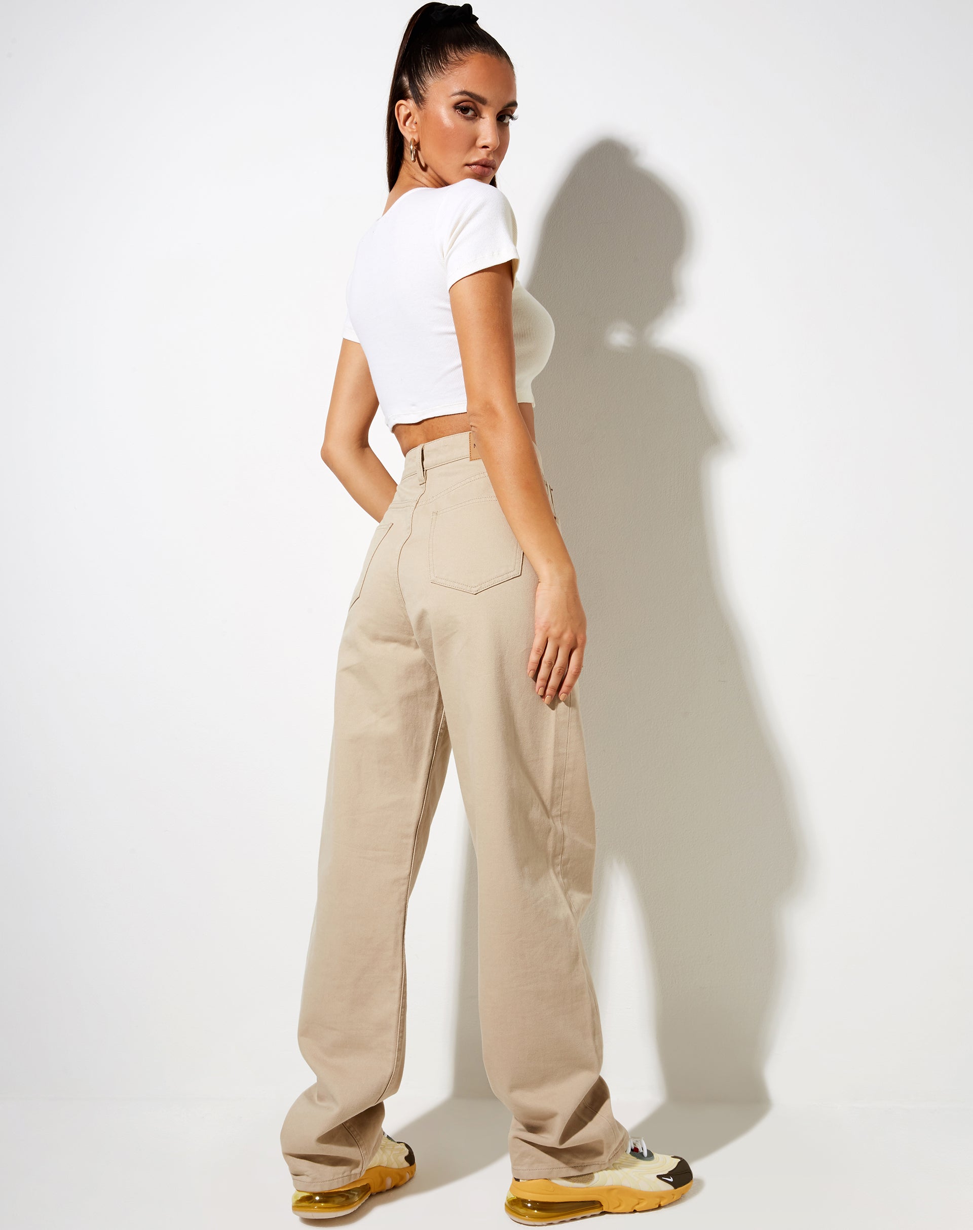 Immagine di Anjali Crop Top a costine avorio