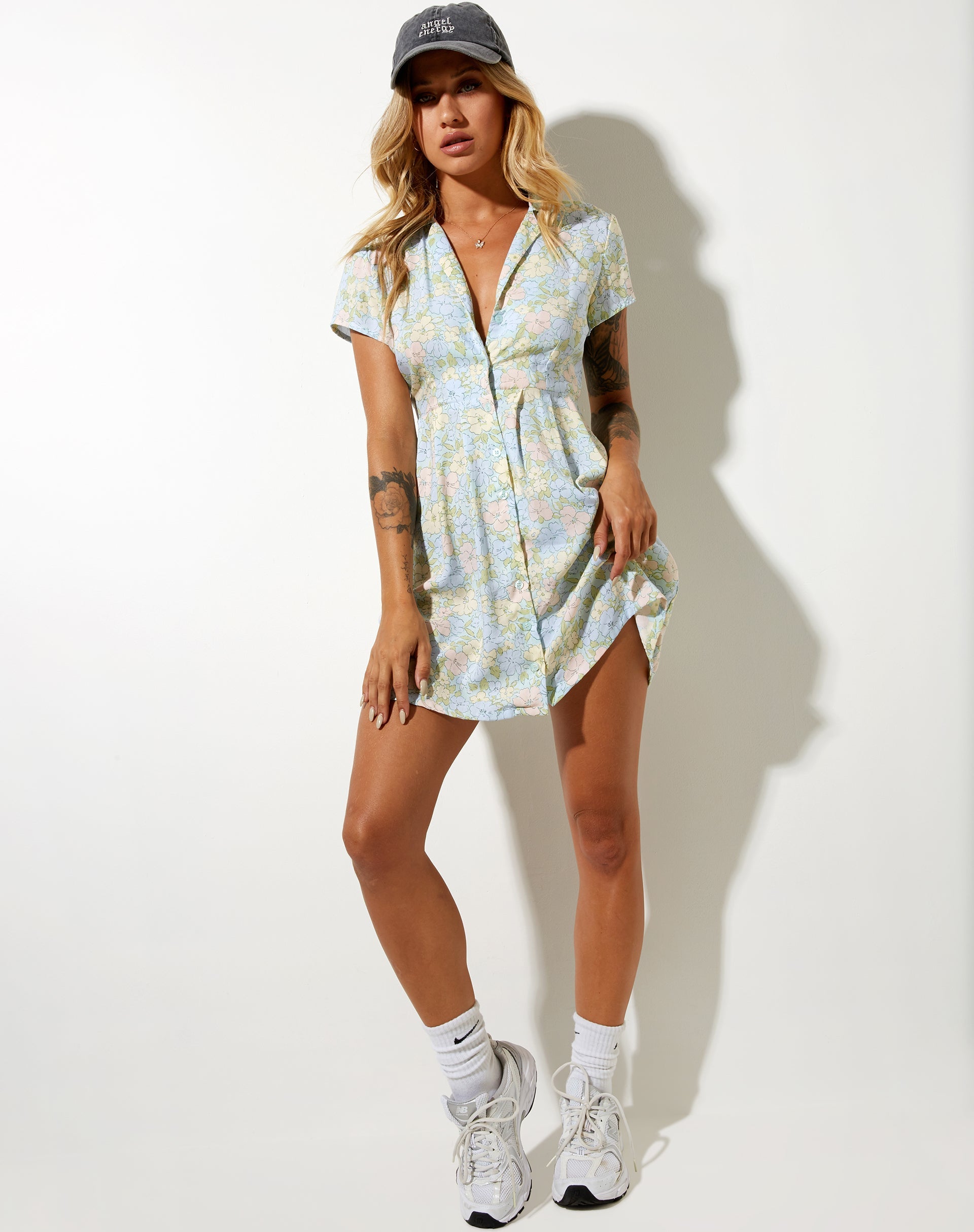Immagine di Arte Mini Dress in Washed Out Pastel Floral