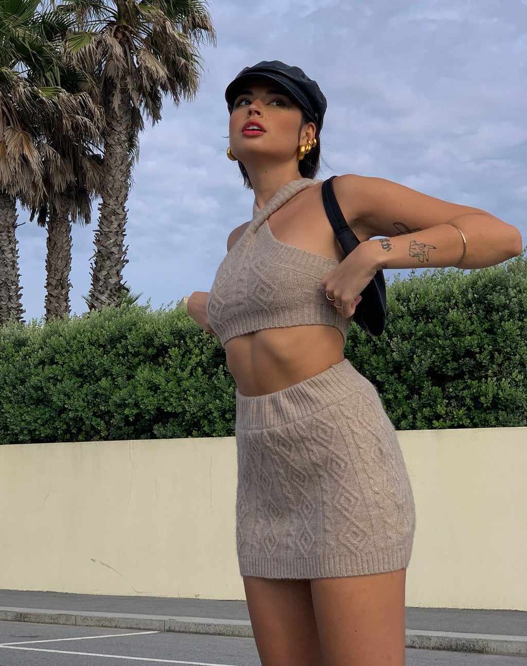 Asira Crop Top in maglia color avena