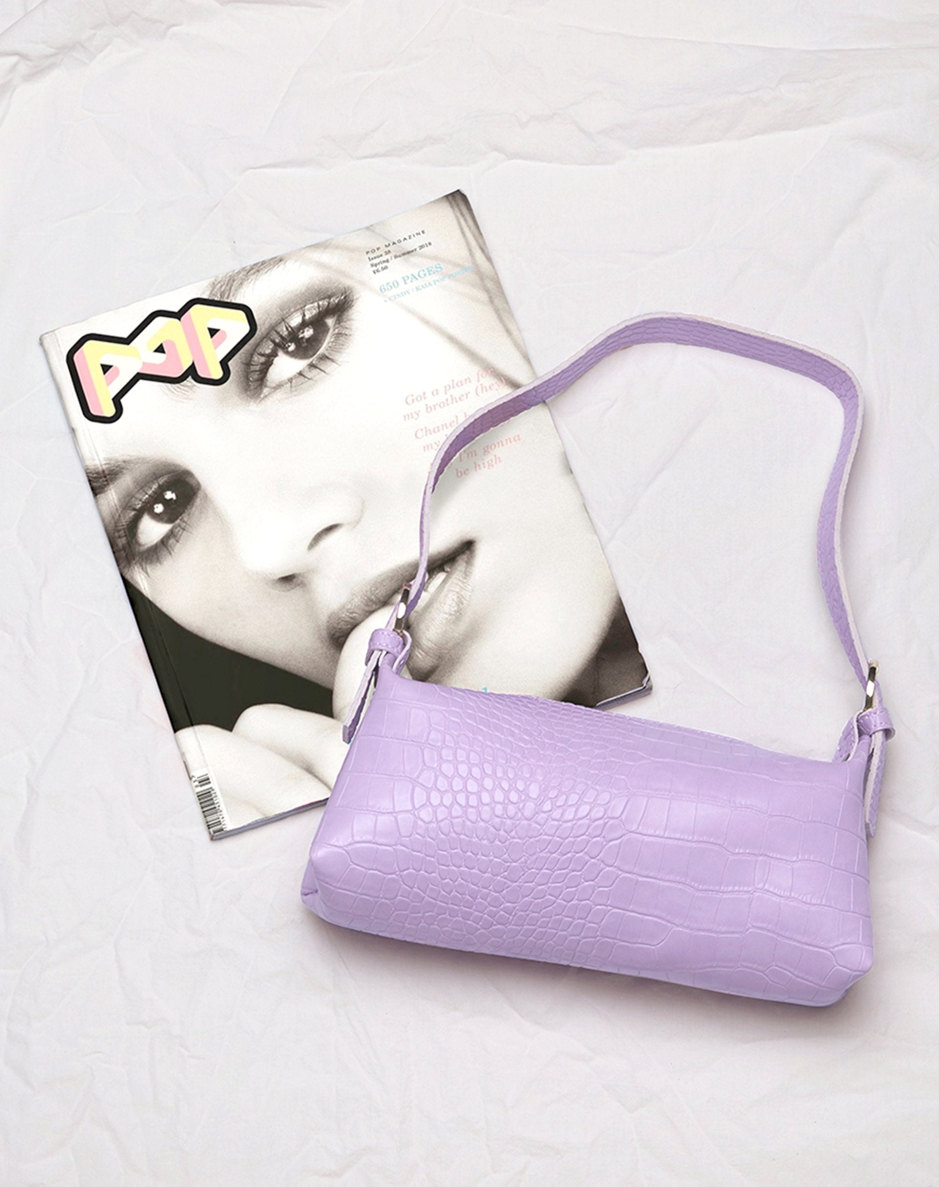 Immagine della borsa a tracolla Leila in viola