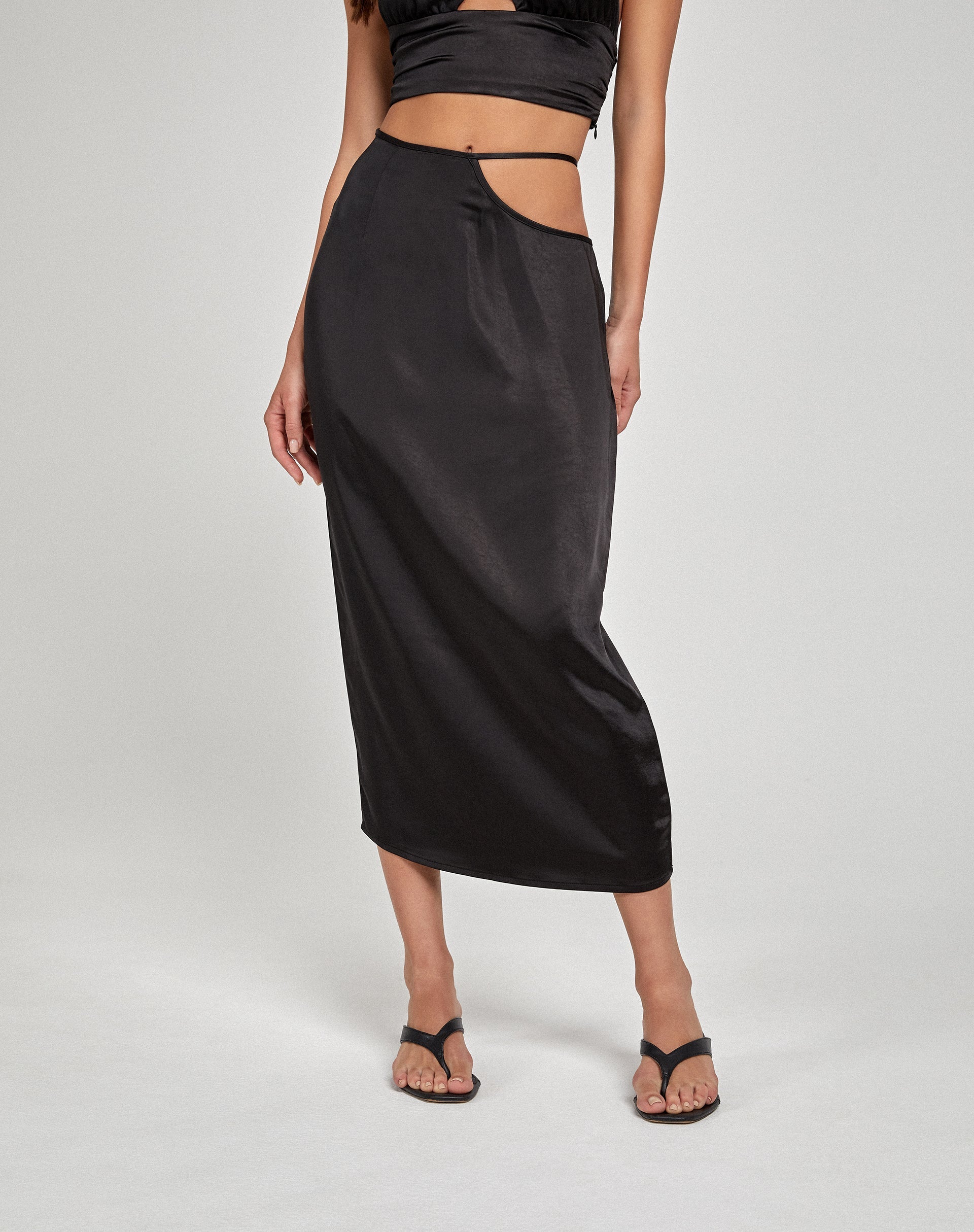 immagine di Gardy Midi Skirt in satin nero