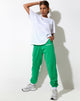 immagine di Basta Jogger in verde divertente con ricamo "Live Better".