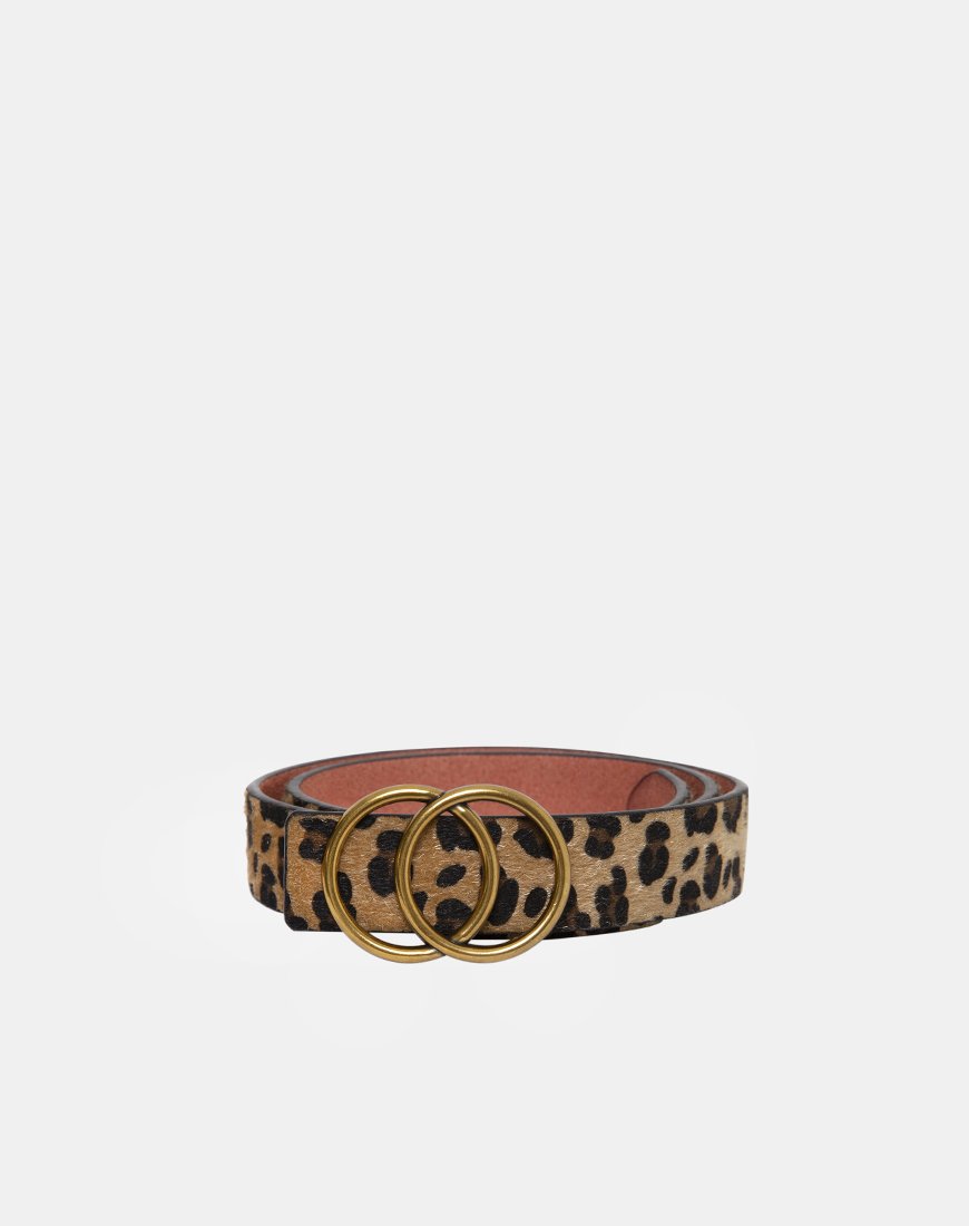 Immagine della cintura in pelle leopardata con fibbia rotonda