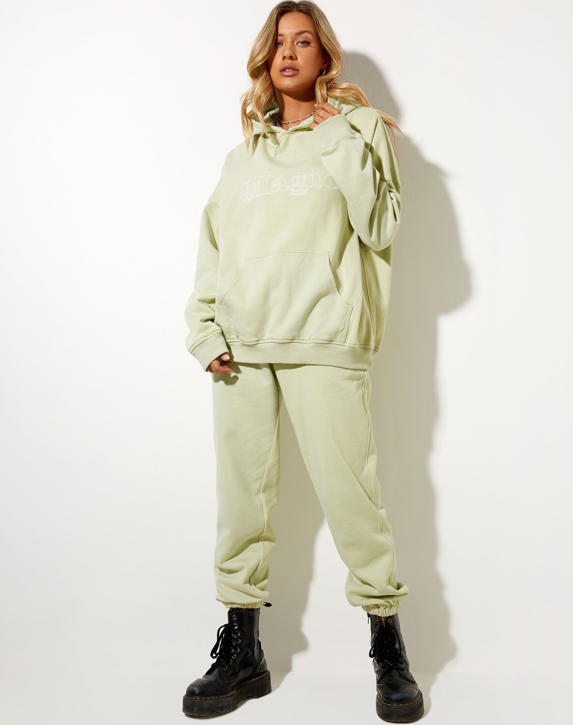 Immagine di Besties Jogger in verde Graffiti Magic Embro