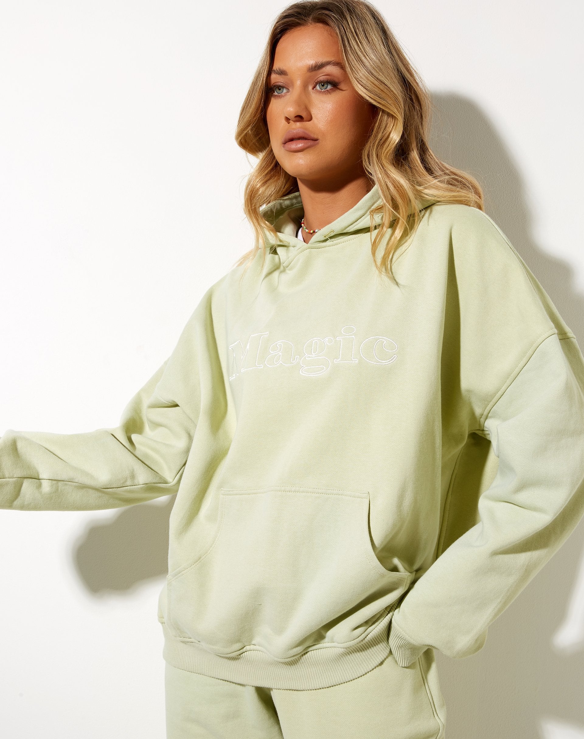 Immagine di Besties Jogger in verde Graffiti Magic Embro